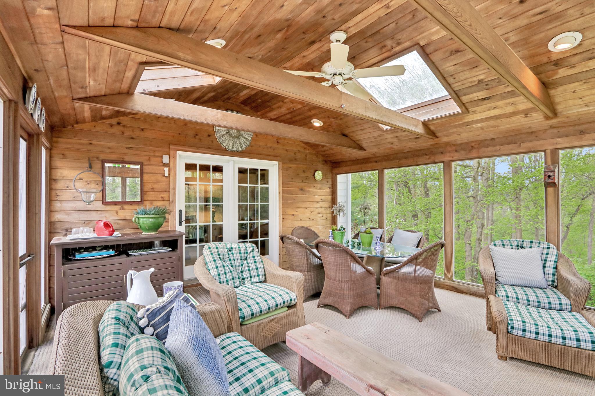 WILTSHIRE - Residential