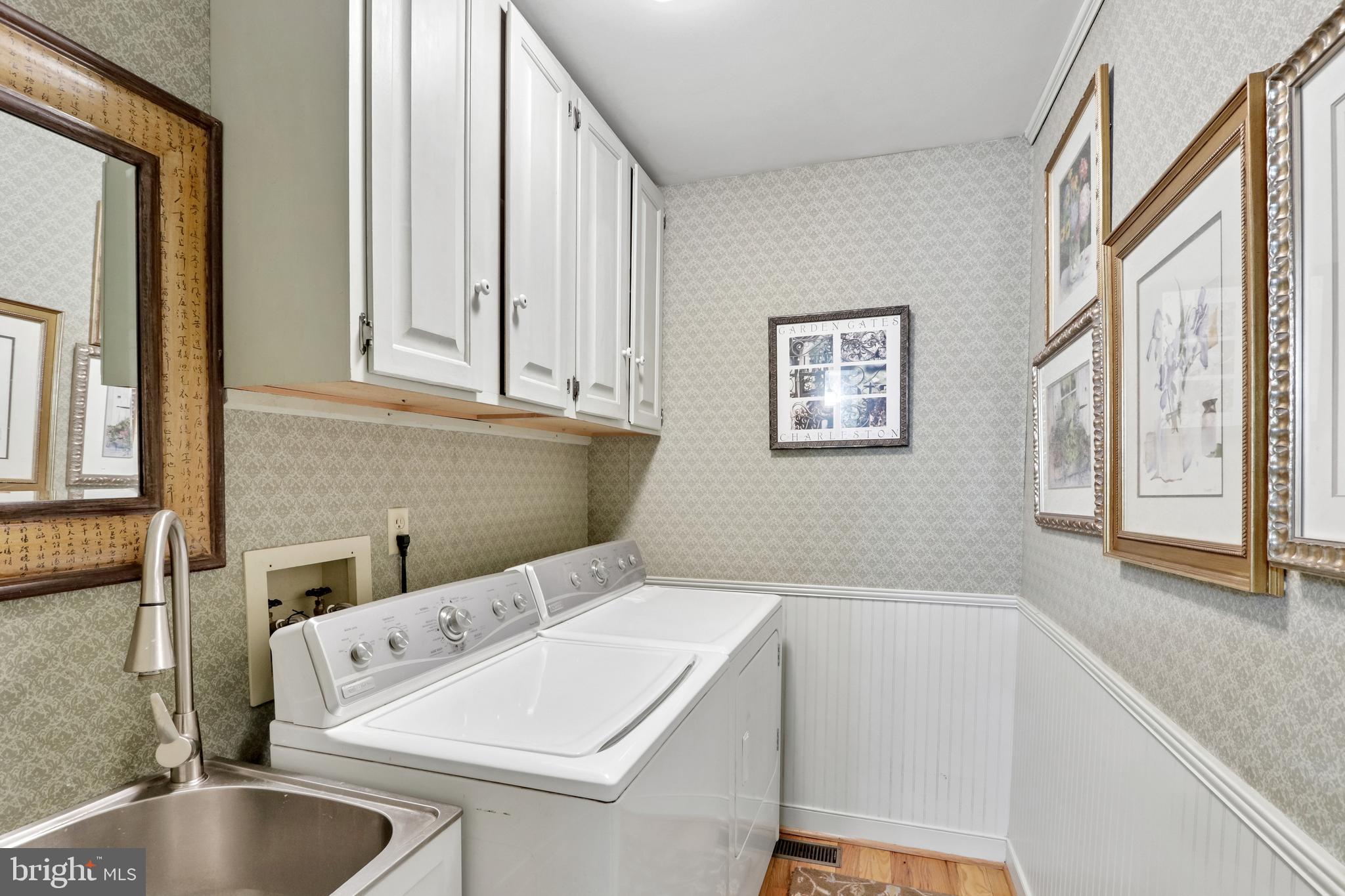 WILTSHIRE - Residential