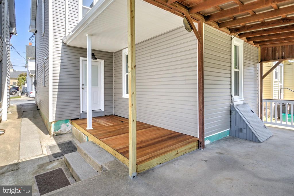 Photo of 36 E Washington Street #201A, ELIZABETHTOWN, PA 17022 (MLS # PALA2076248)