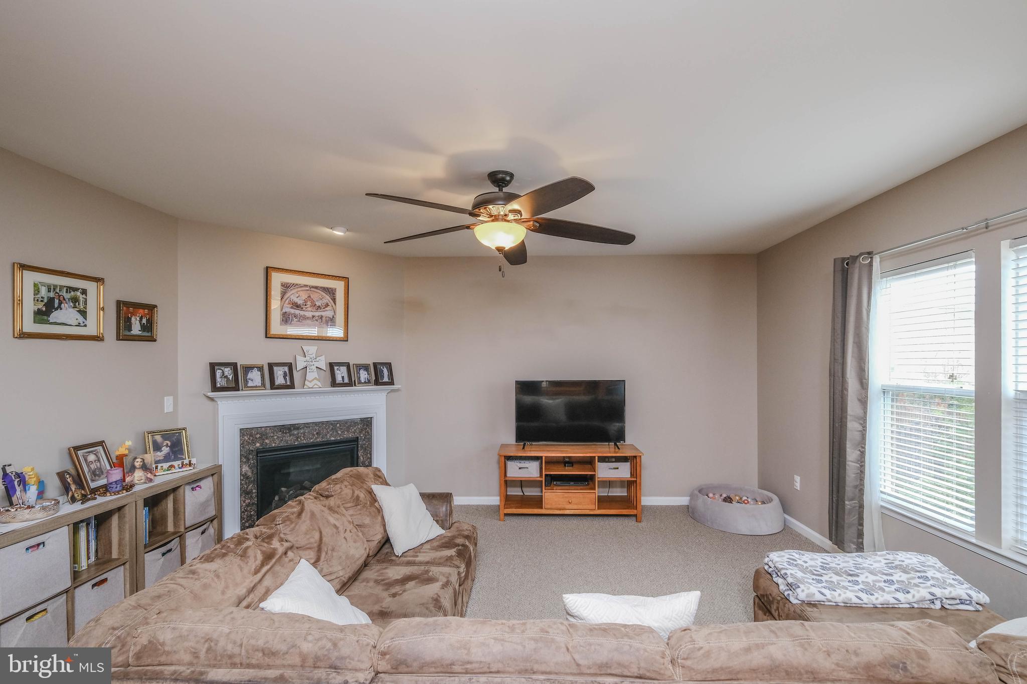 MEADOWS EDGE - Residential