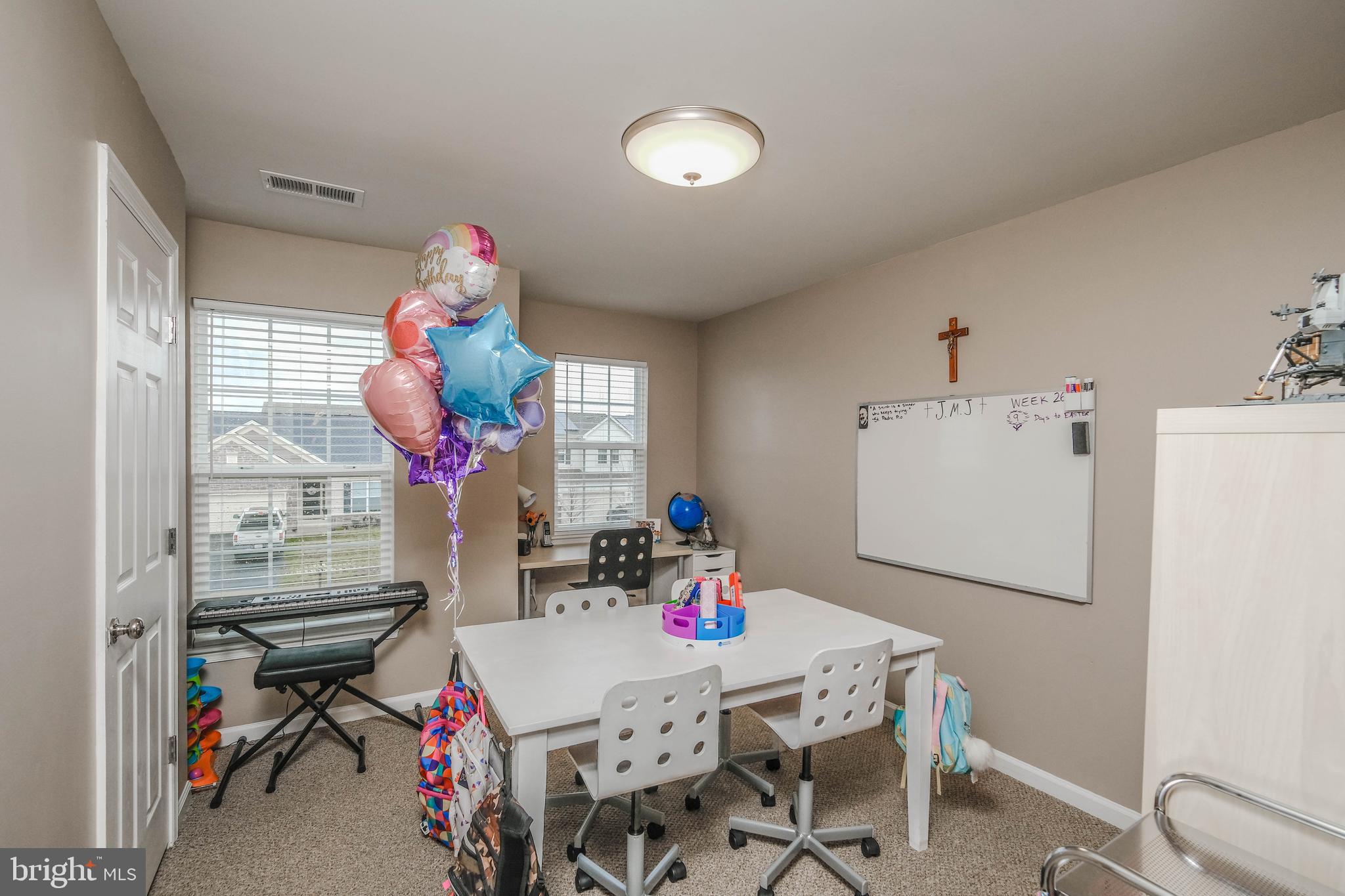 MEADOWS EDGE - Residential