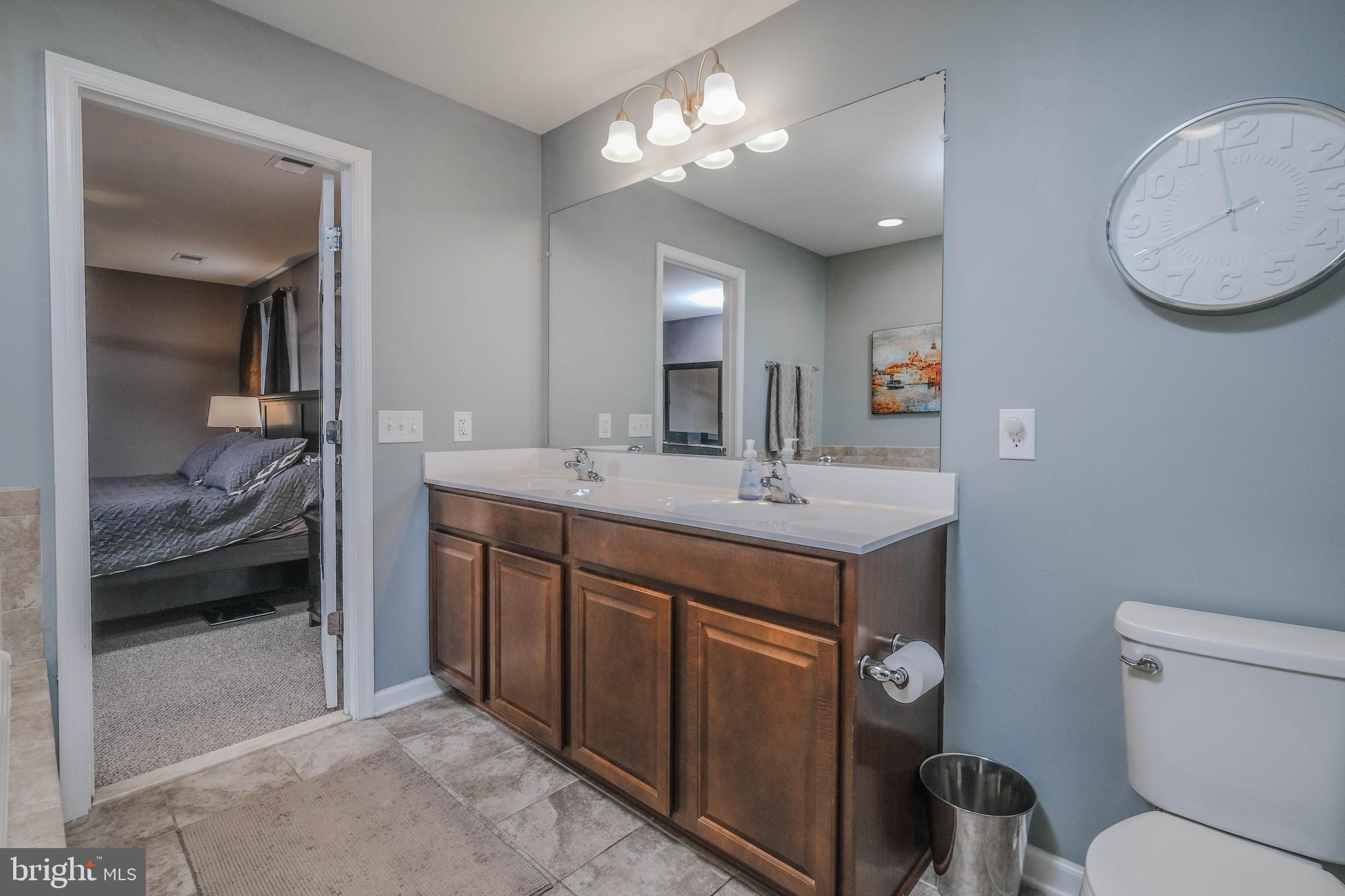 MEADOWS EDGE - Residential