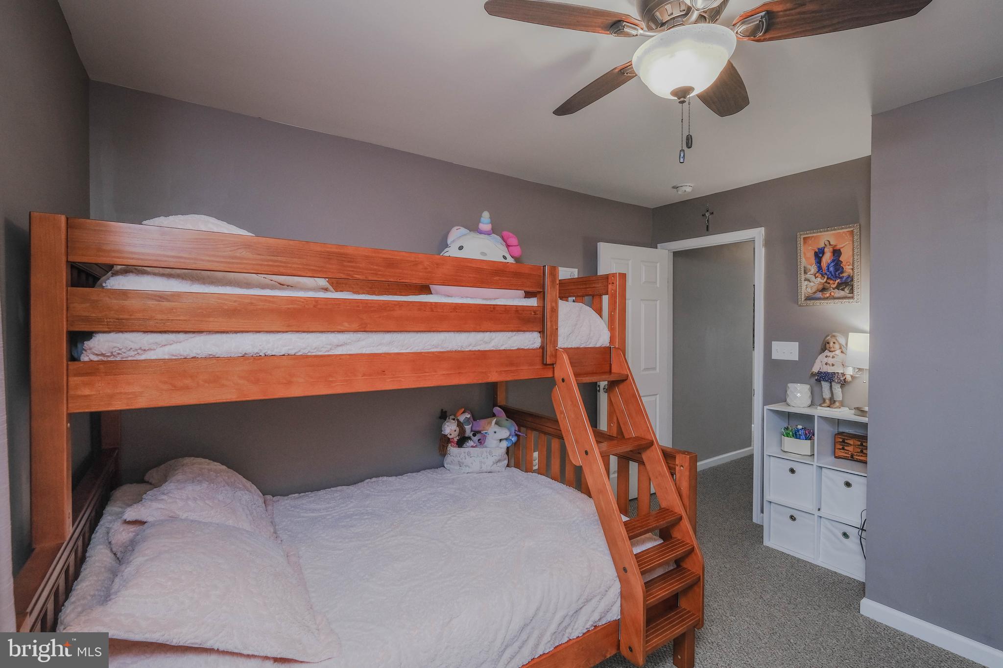 MEADOWS EDGE - Residential