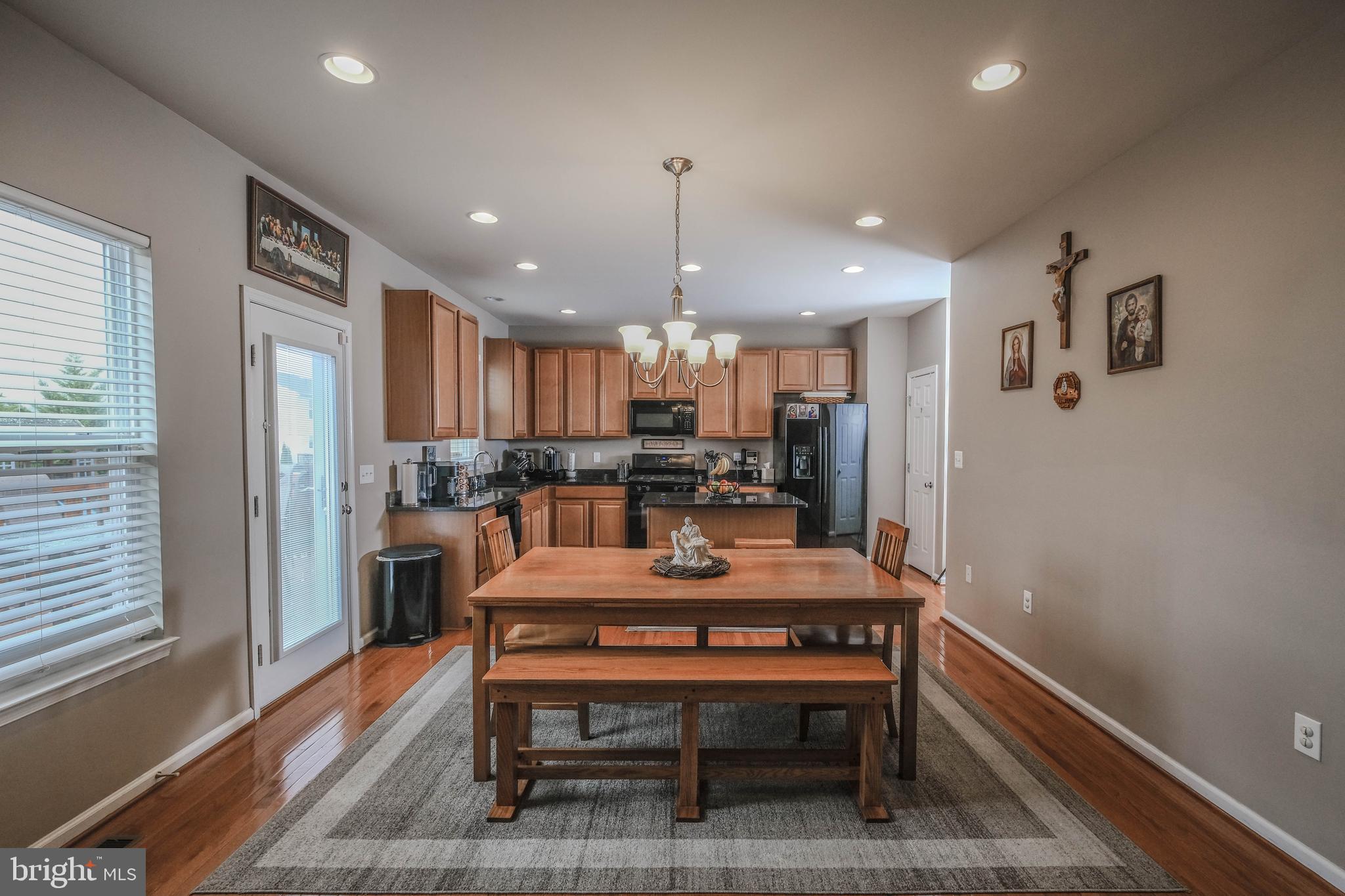 MEADOWS EDGE - Residential