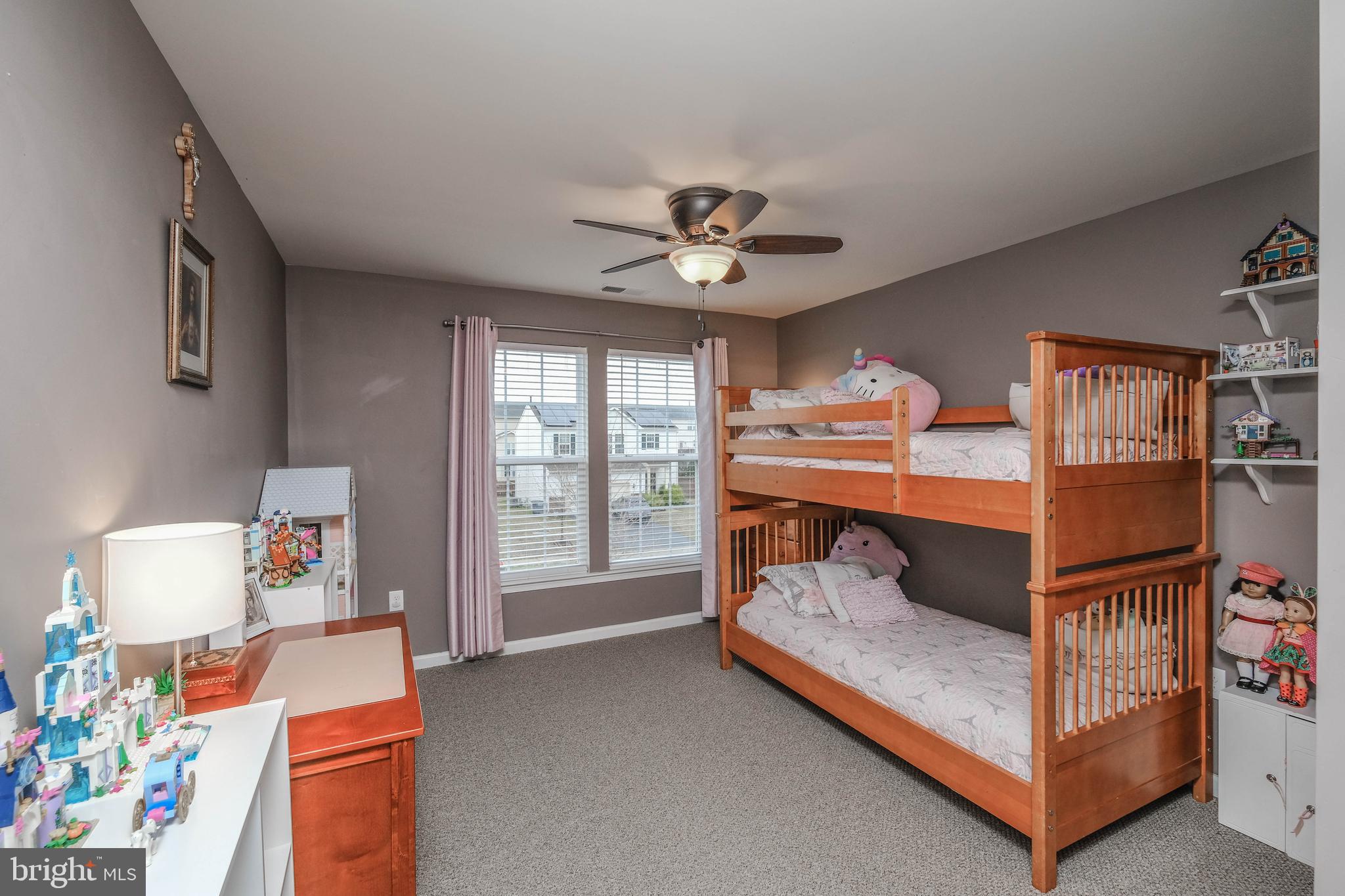 MEADOWS EDGE - Residential