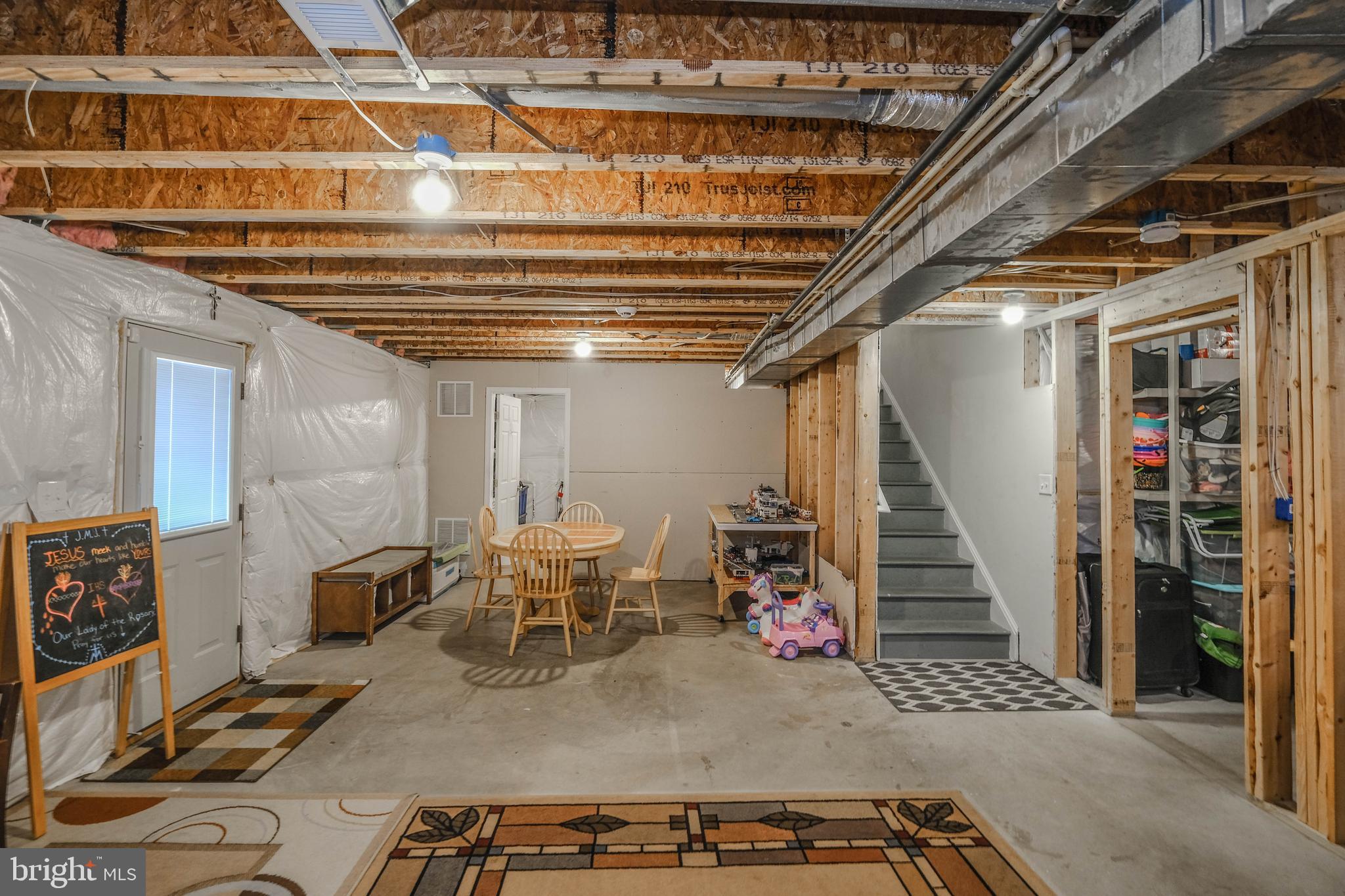 MEADOWS EDGE - Residential