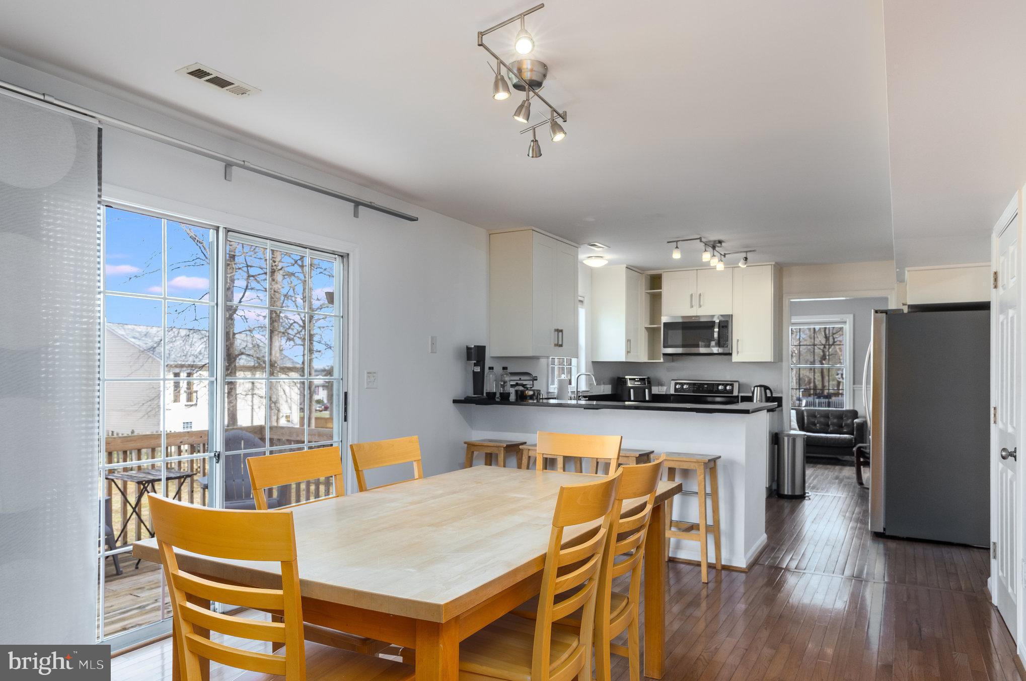 RUFFIN'S POND - Residential