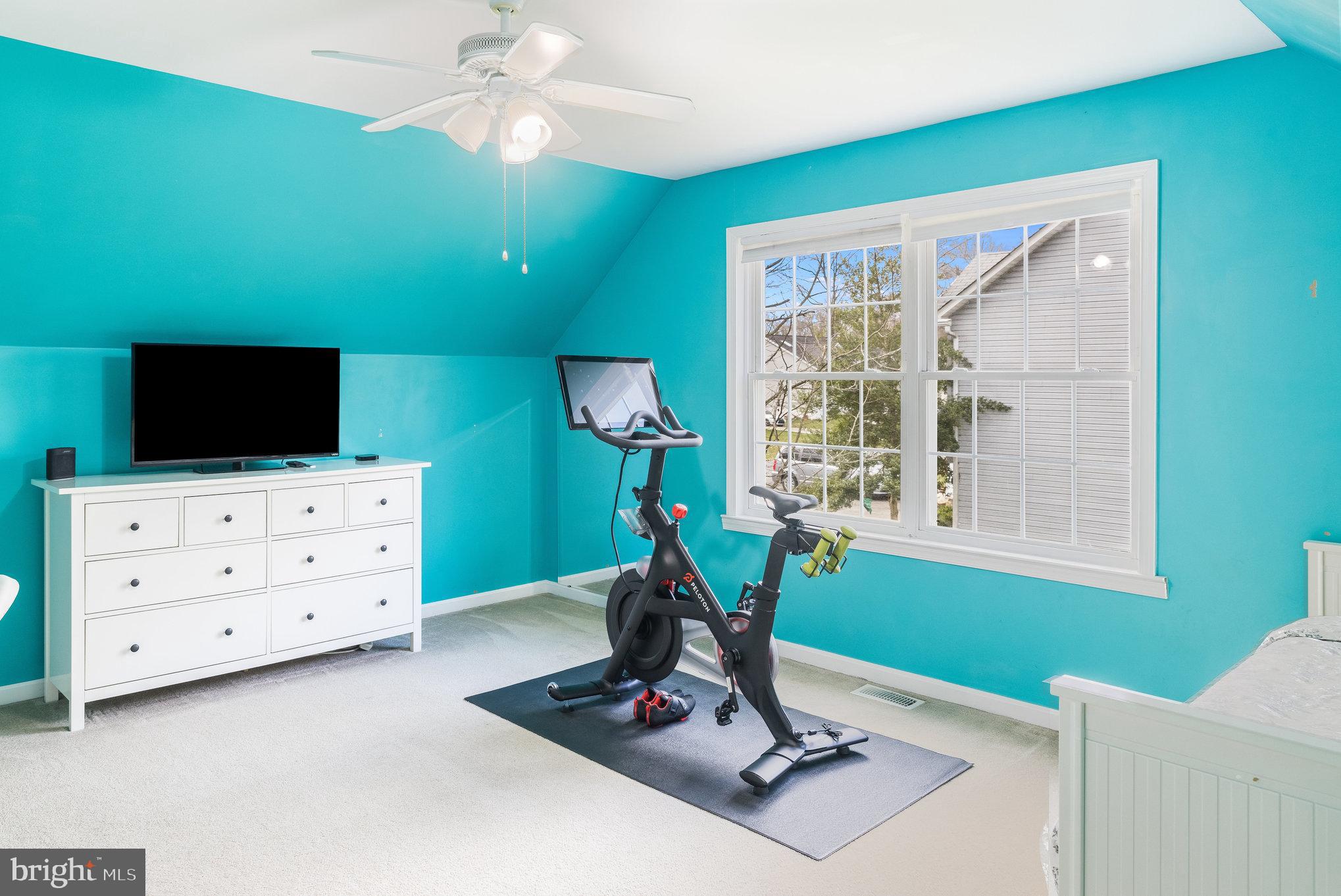 RUFFIN'S POND - Residential