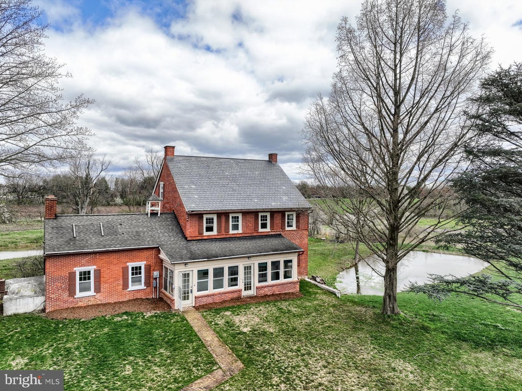 Photo of 1235 Stoner Lane, Lancaster, PA 17601 (MLS # PALA2048580)