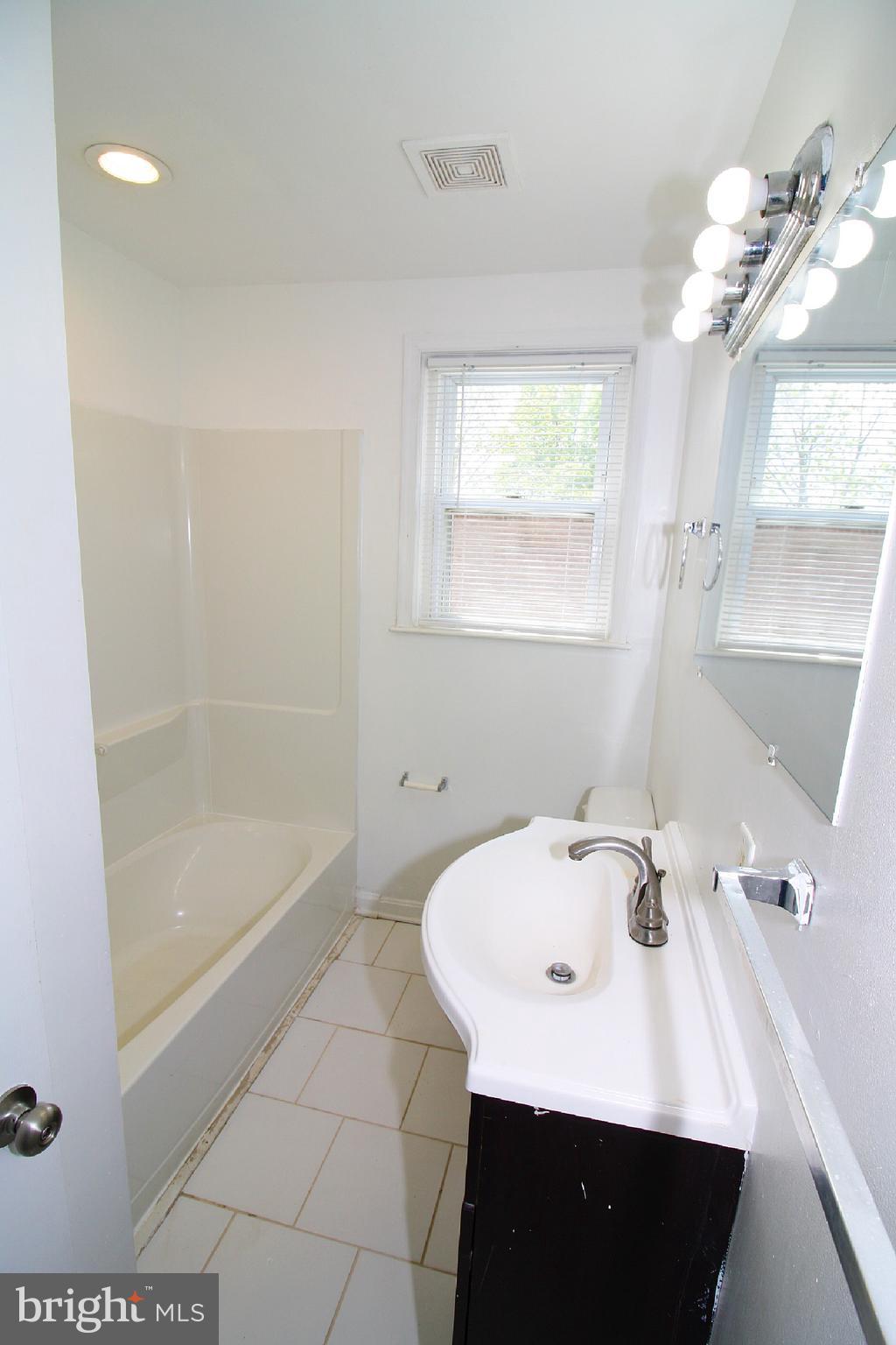 HAMILTON HEIGHTS - Residential