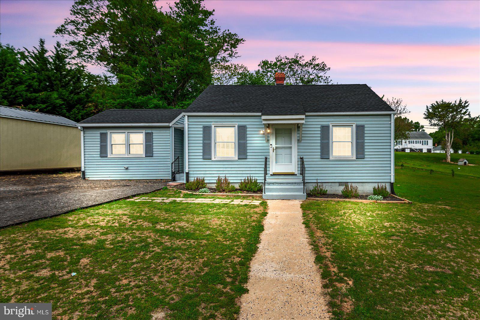 PELHAM MANOR - Residential