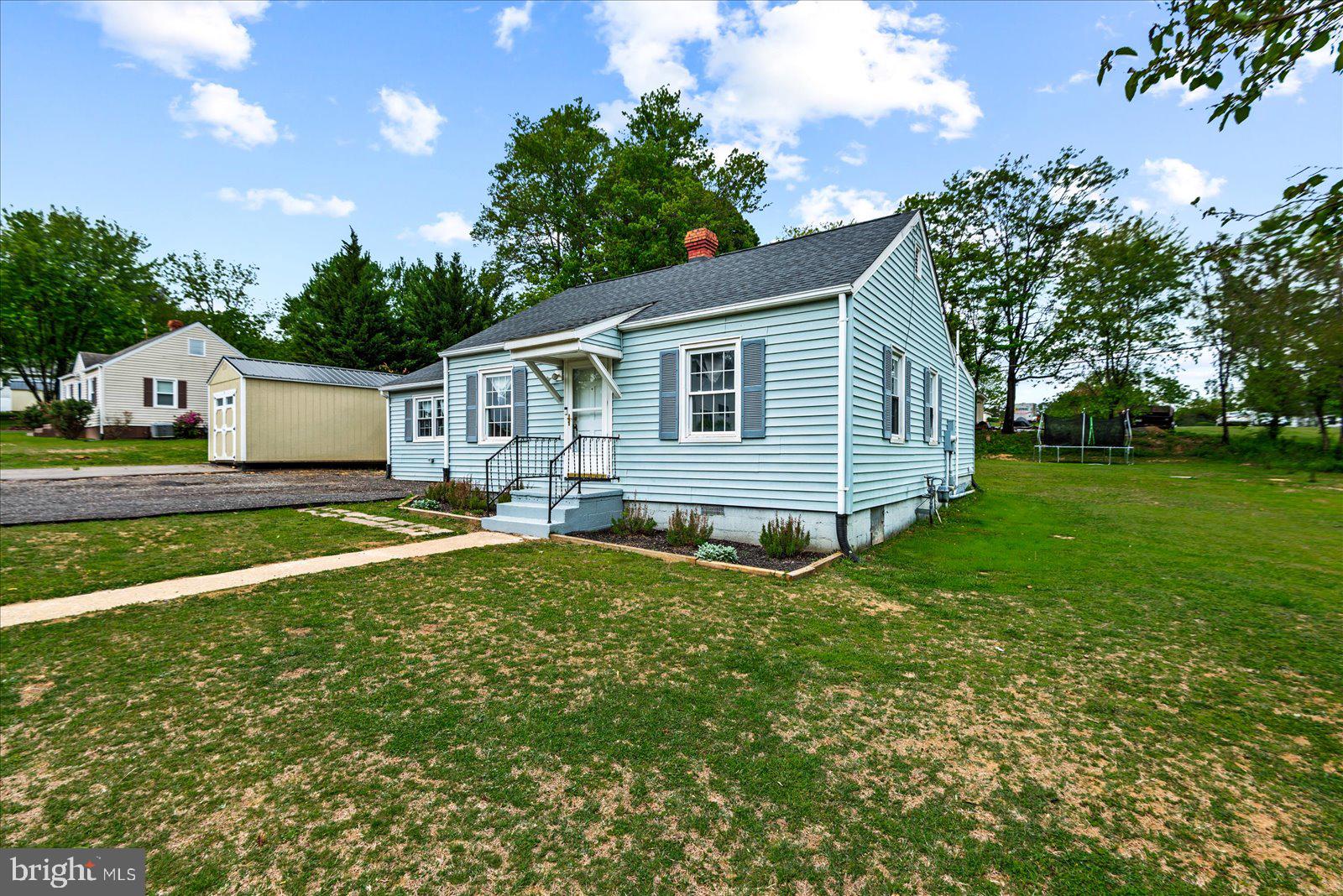 PELHAM MANOR - Residential