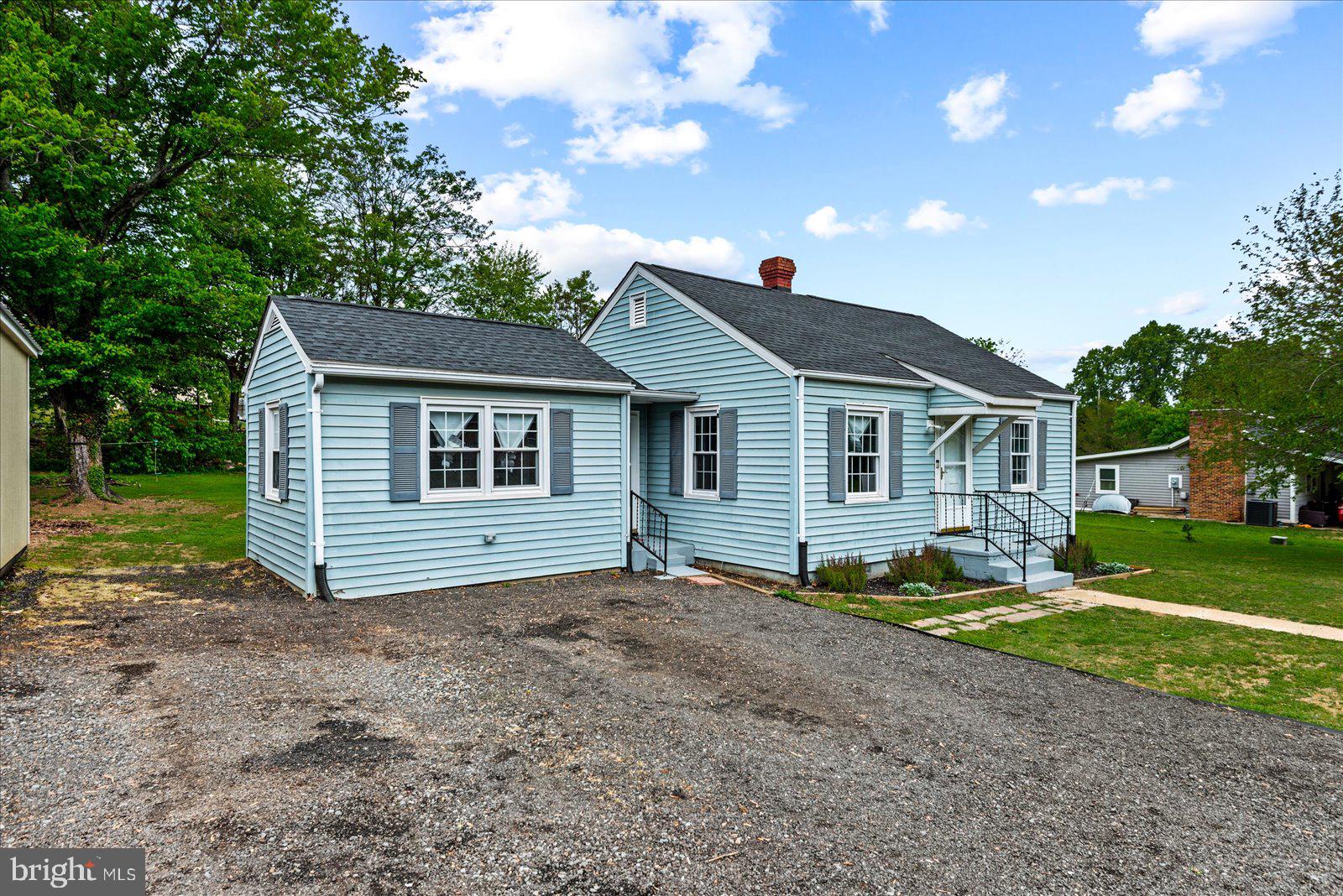 PELHAM MANOR - Residential