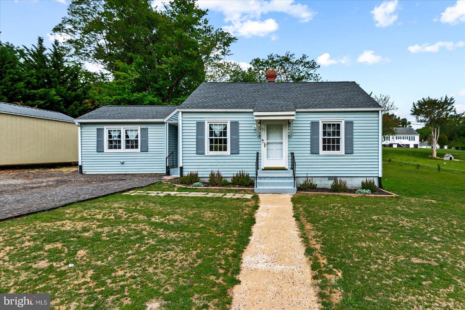 PELHAM MANOR - Residential