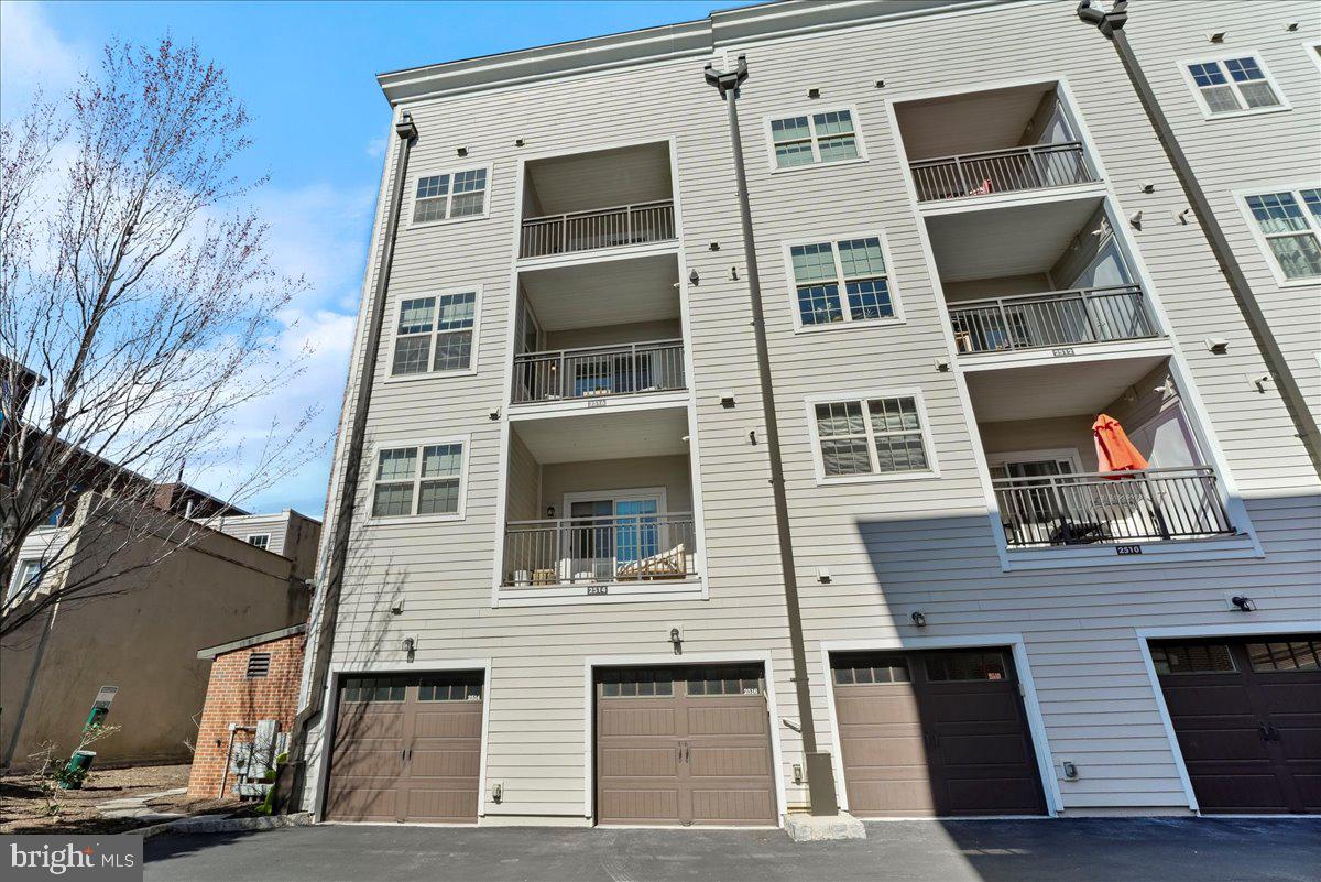 2400 SOUTH - Residential