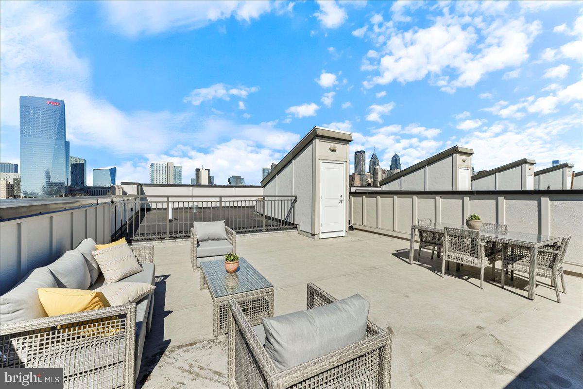 2400 SOUTH - Residential