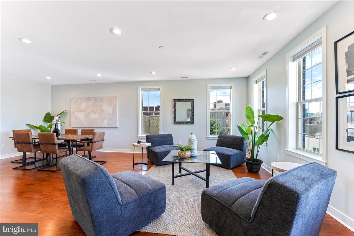 2400 SOUTH - Residential