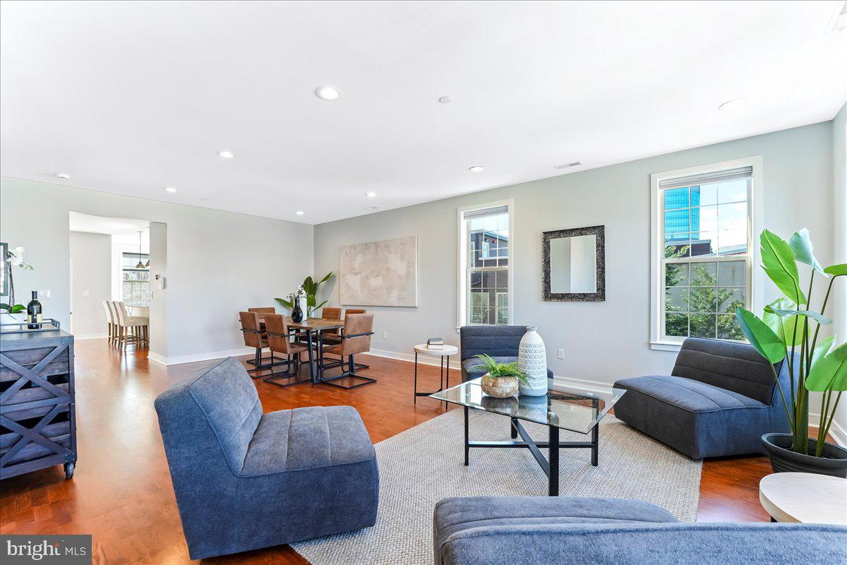 2400 SOUTH - Residential