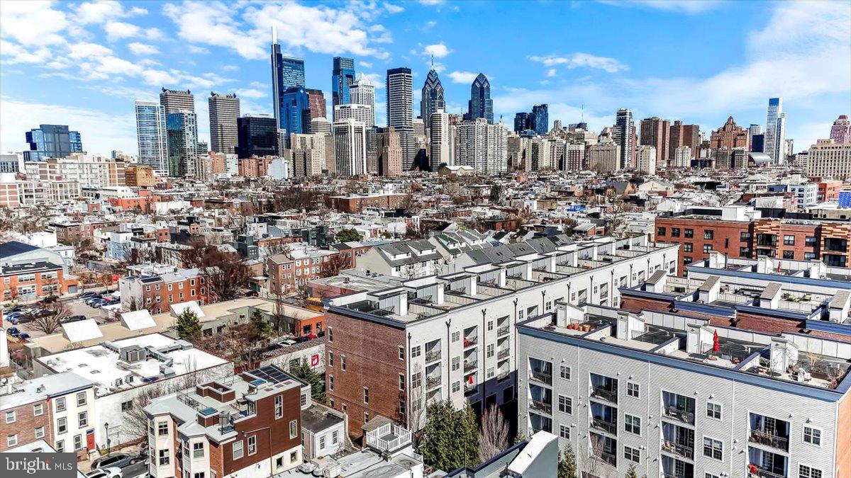 2400 SOUTH - Residential