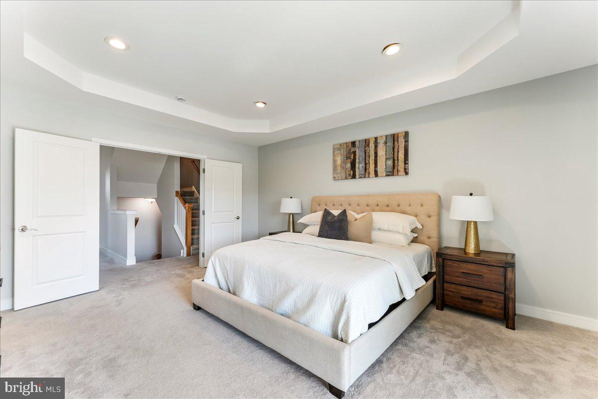 2400 SOUTH - Residential