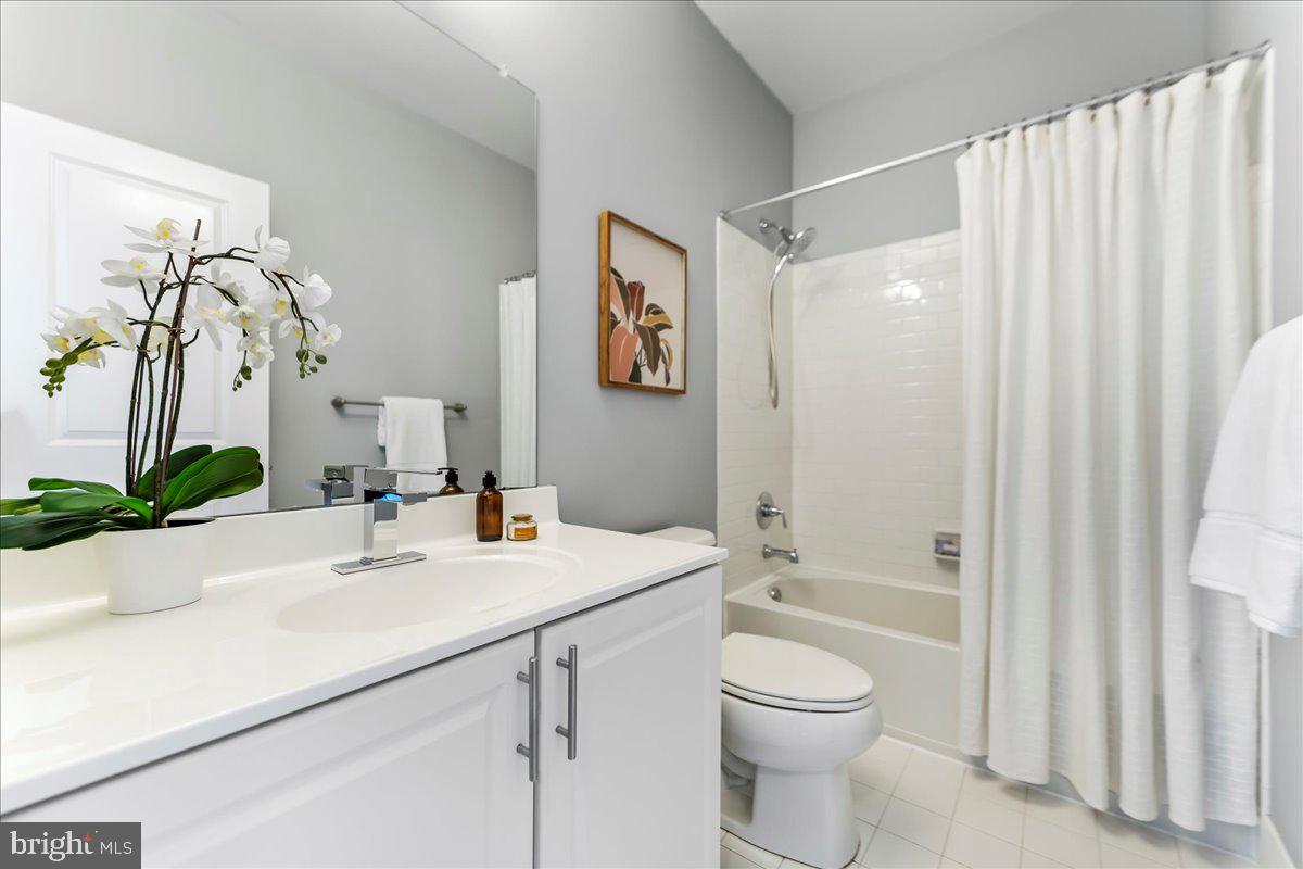 2400 SOUTH - Residential