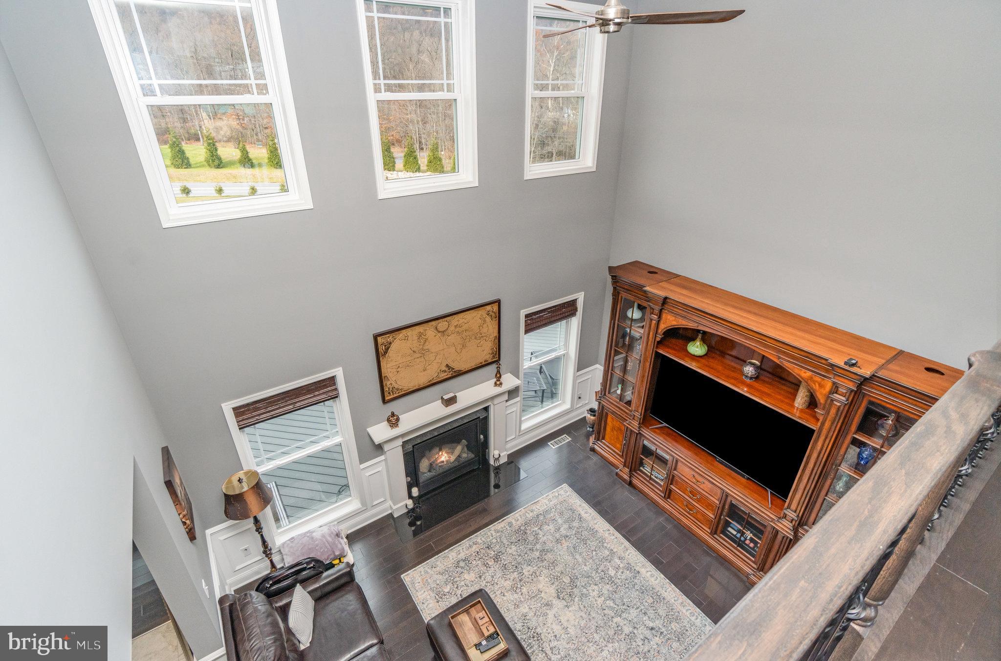 JACK'S MOUNTAIN - Residential