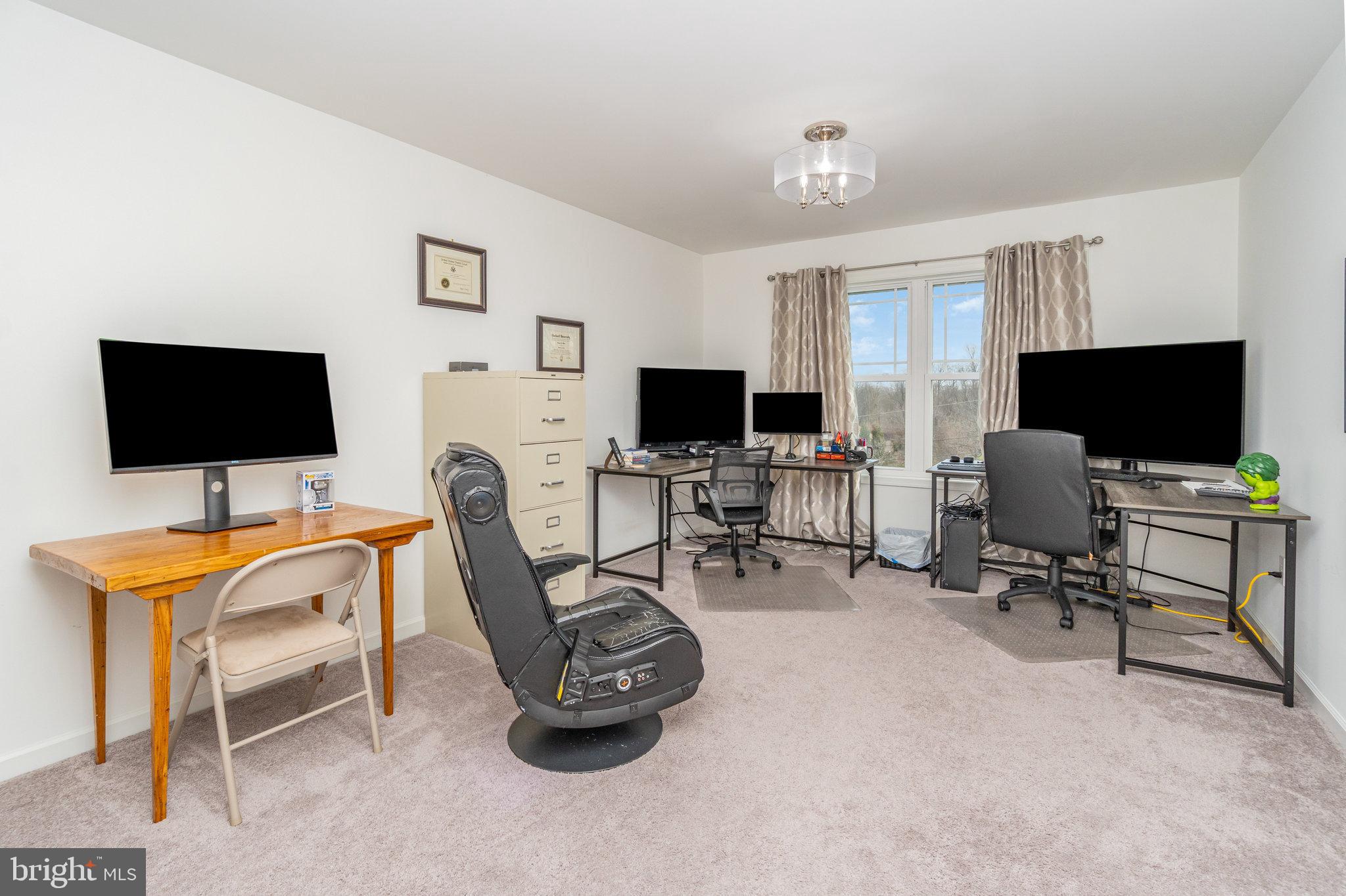 JACK'S MOUNTAIN - Residential