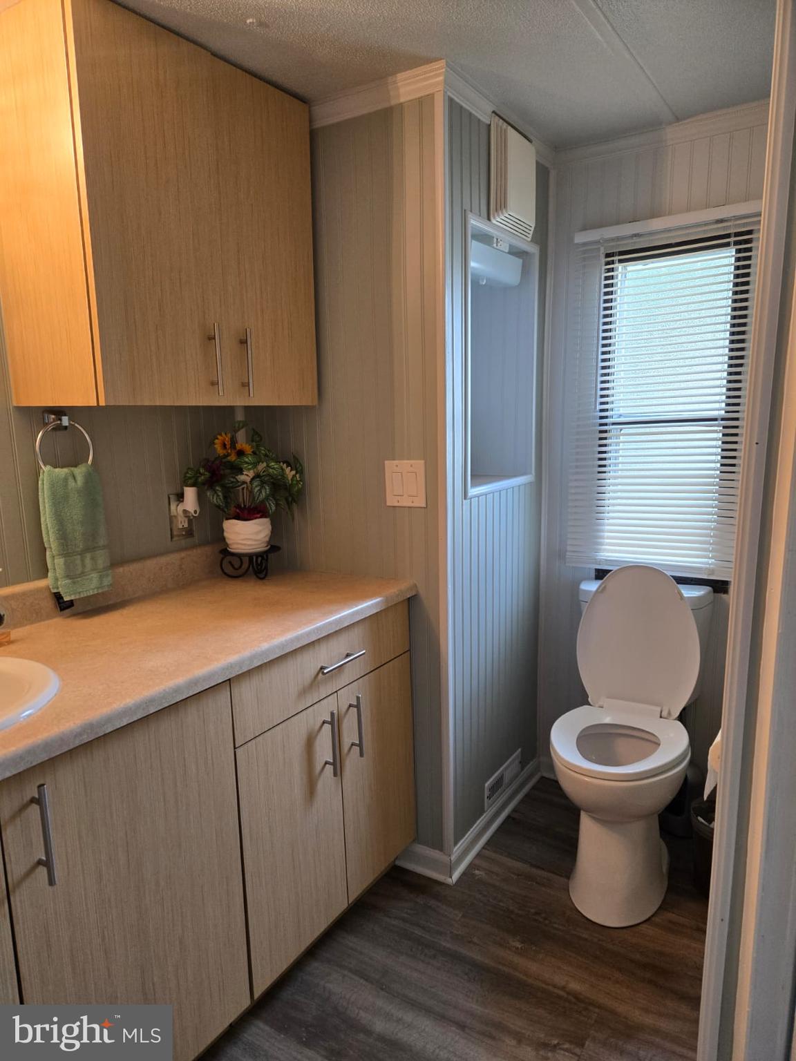 FOXWOOD VILLAGE - Residential