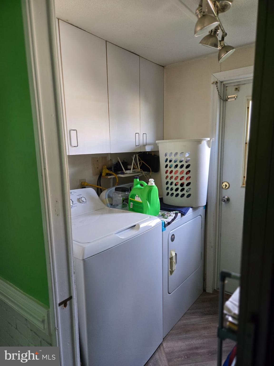 FOXWOOD VILLAGE - Residential