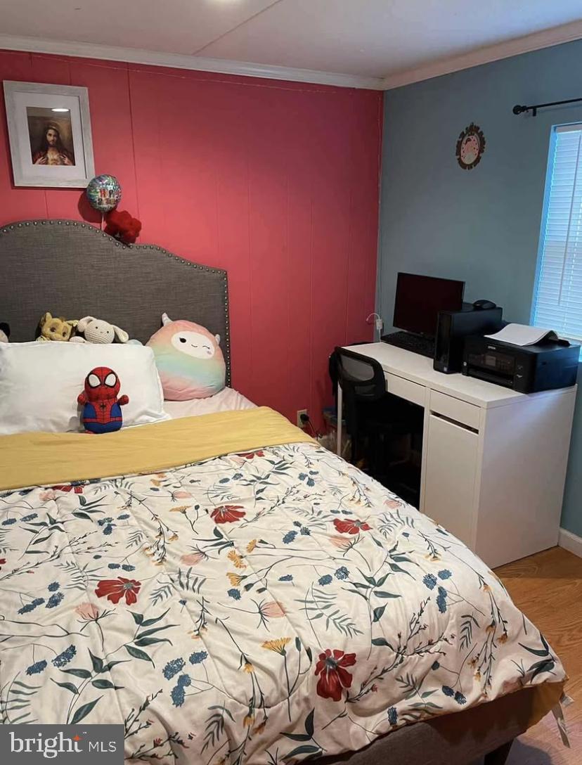 FOXWOOD VILLAGE - Residential