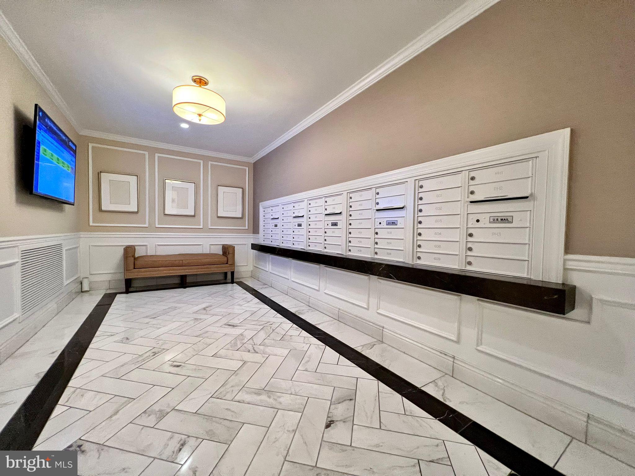 HAMPDEN ROW - Residential Lease