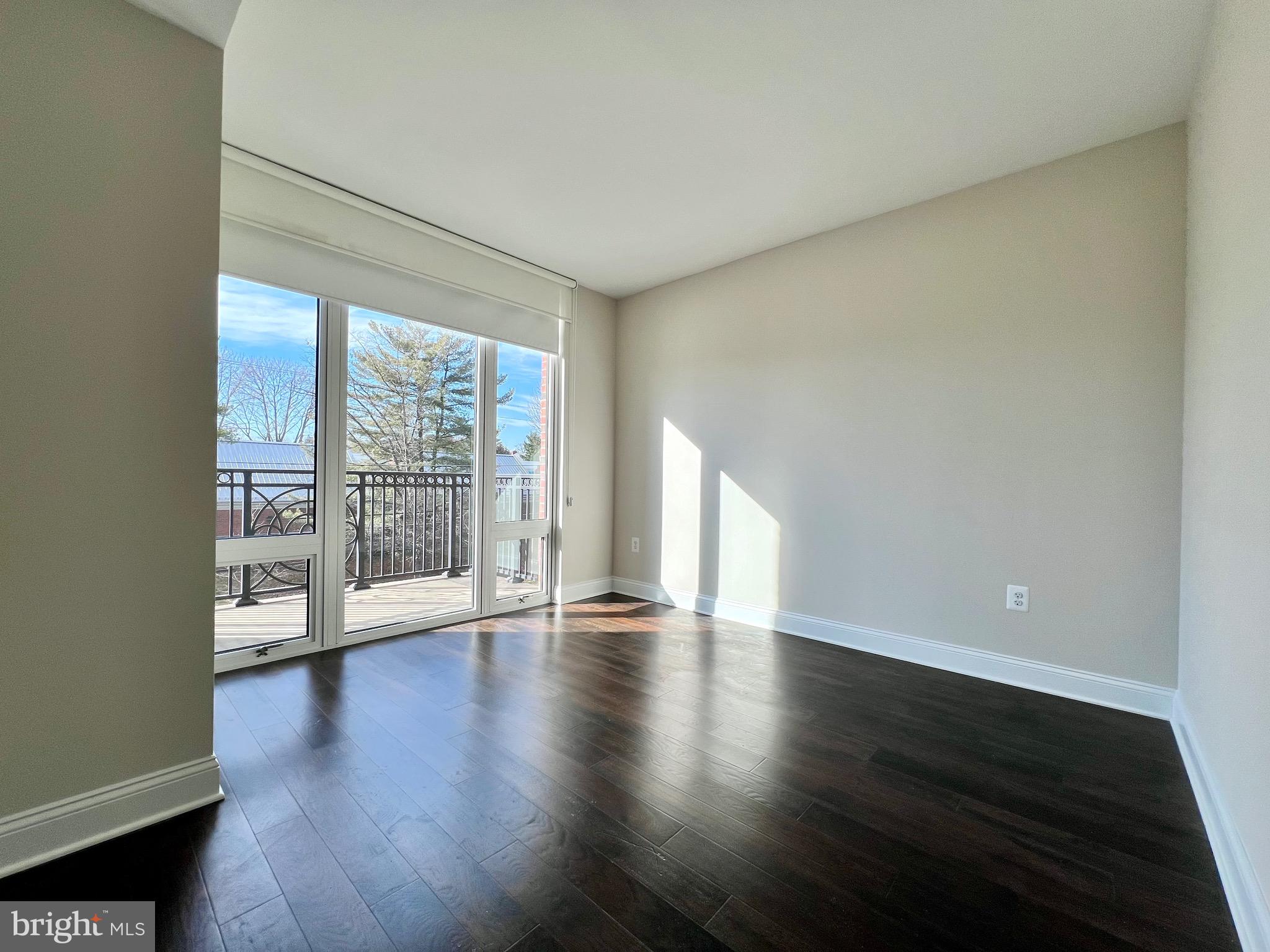 HAMPDEN ROW - Residential Lease