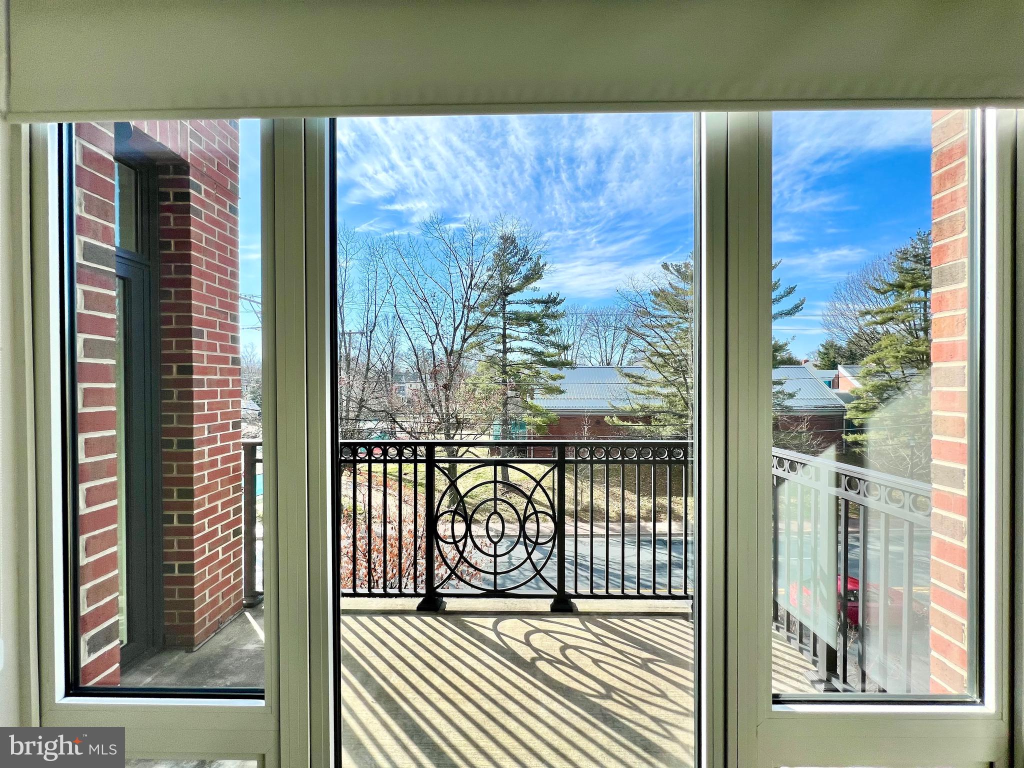 HAMPDEN ROW - Residential Lease