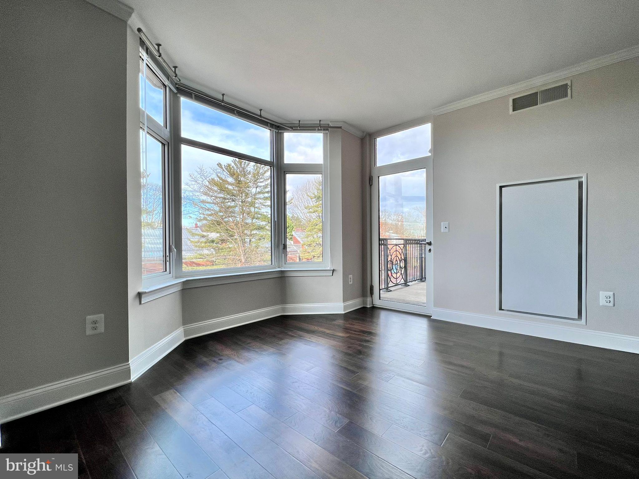 HAMPDEN ROW - Residential Lease