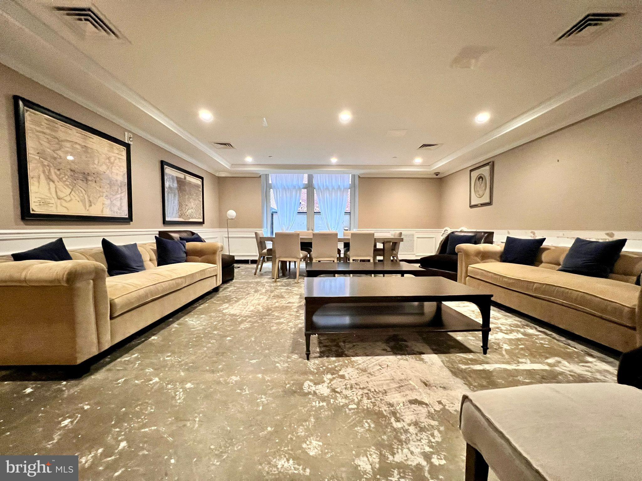 HAMPDEN ROW - Residential Lease