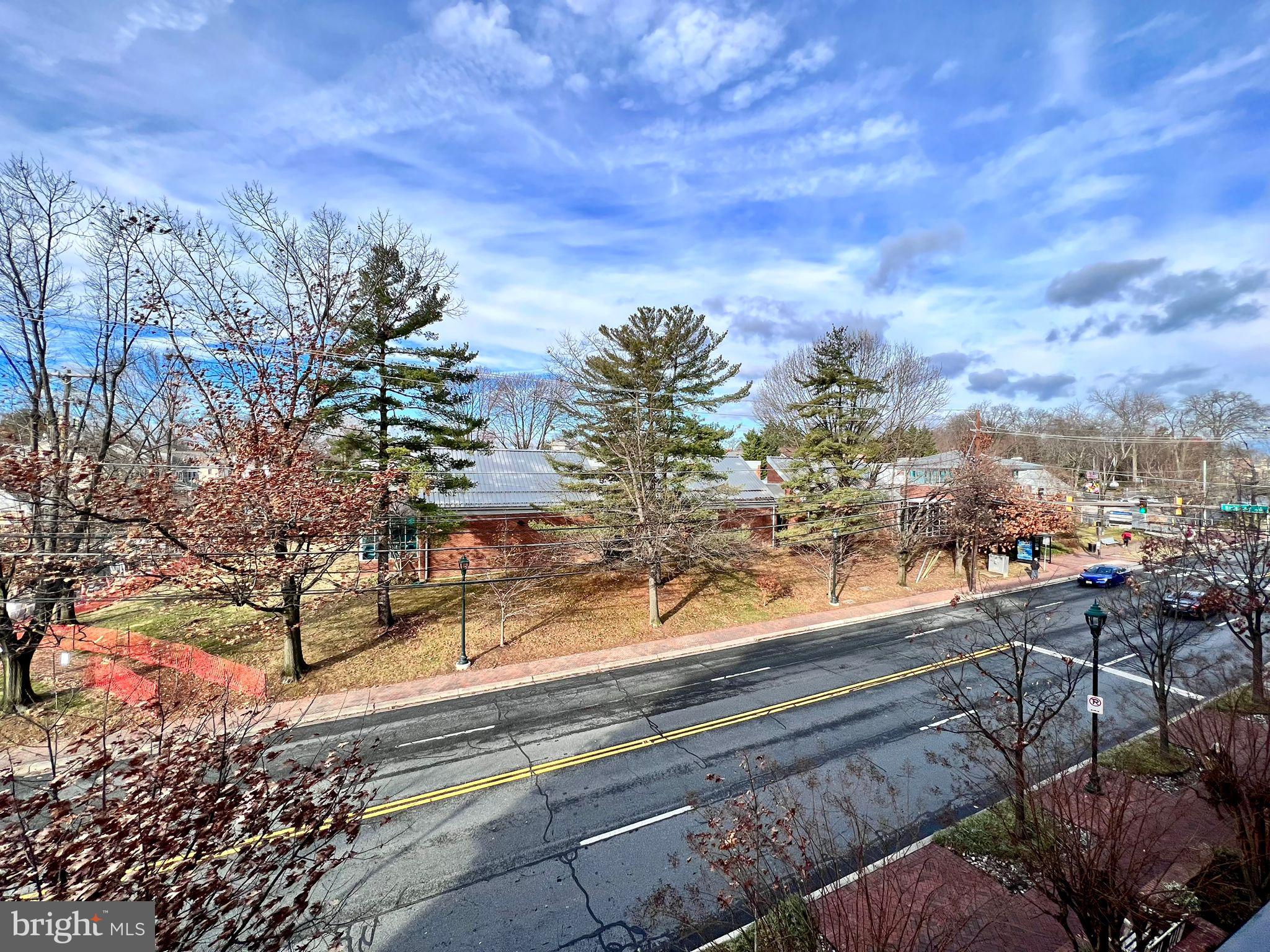 HAMPDEN ROW - Residential Lease