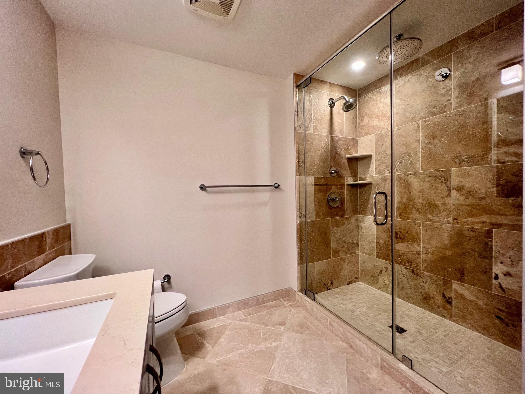 HAMPDEN ROW - Residential Lease