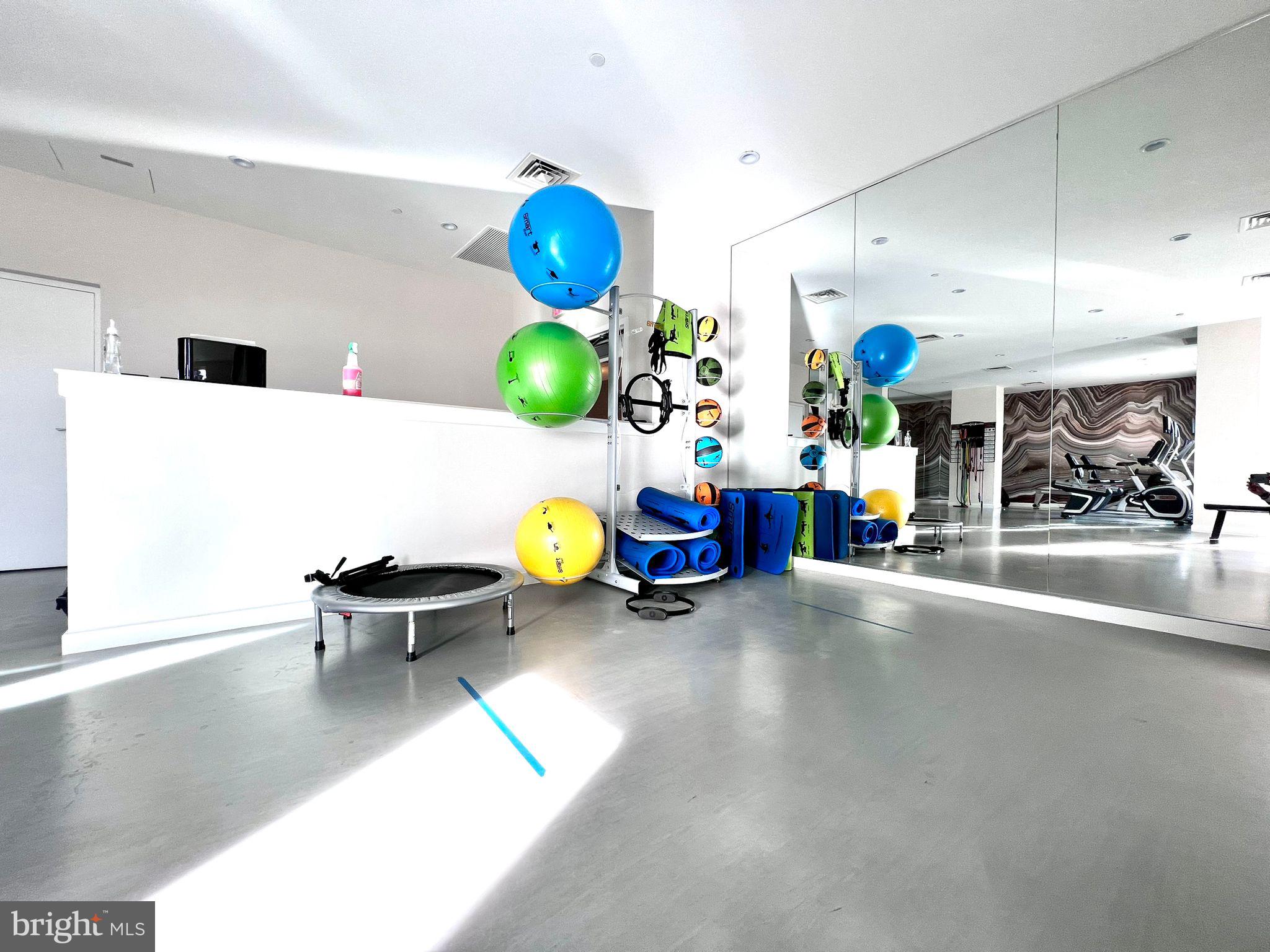 HAMPDEN ROW - Residential Lease