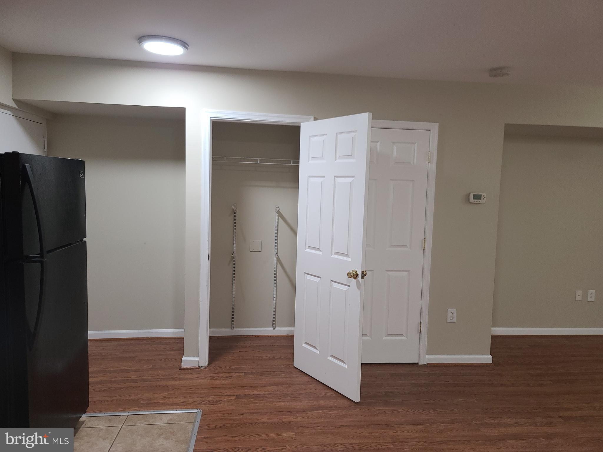 DOWNTOWN - Residential Lease
