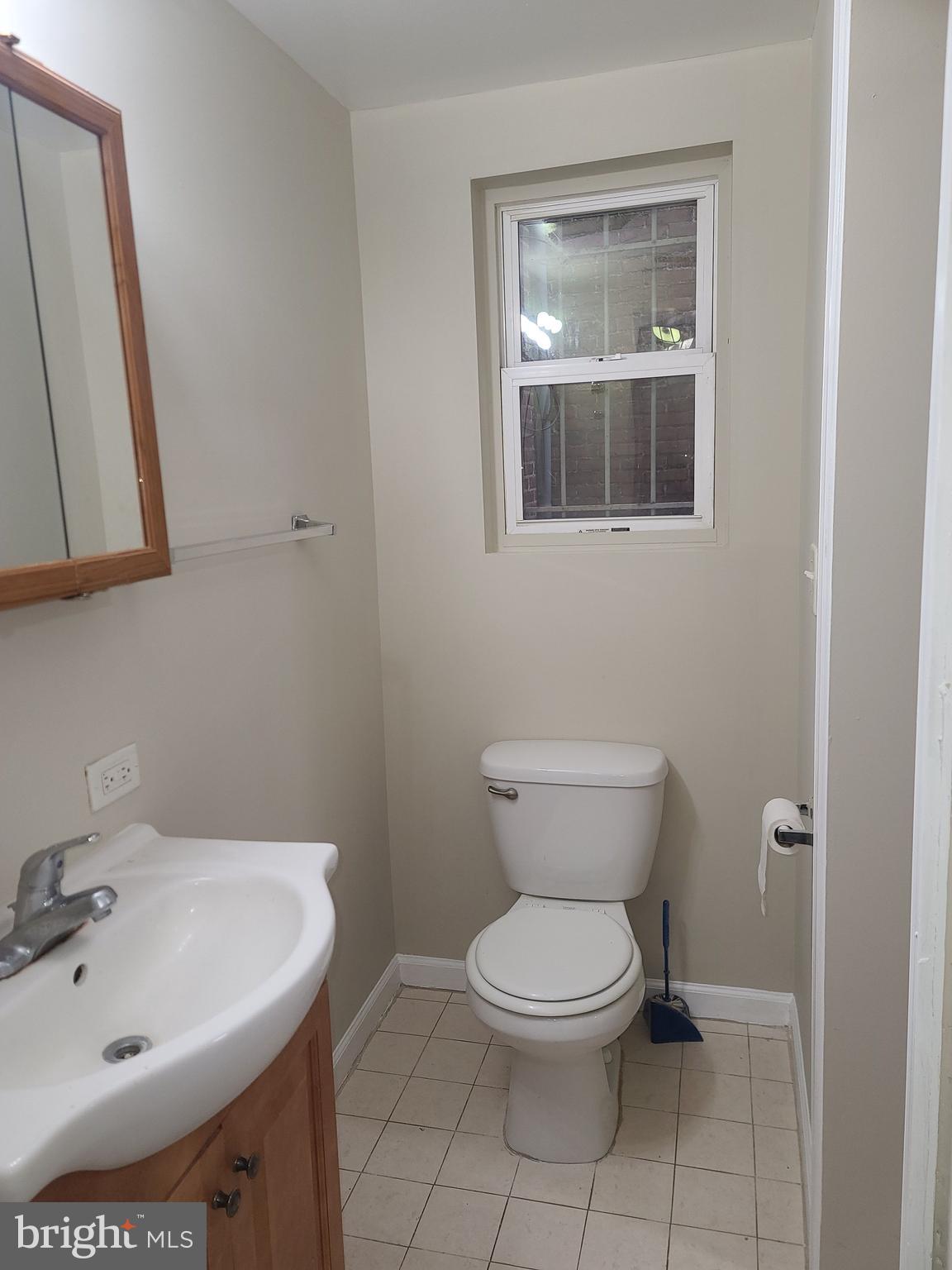 DOWNTOWN - Residential Lease
