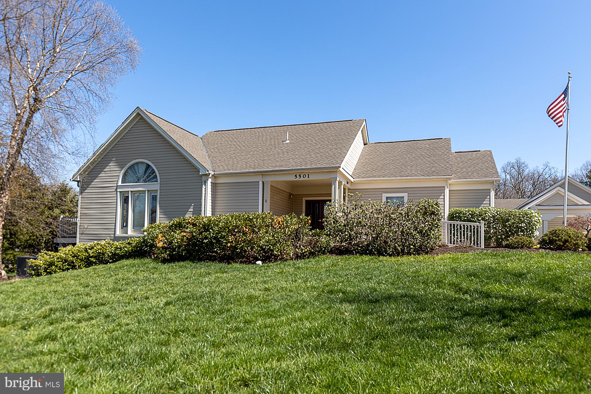 LIFESTYLE AT SULLY STATION - Residential