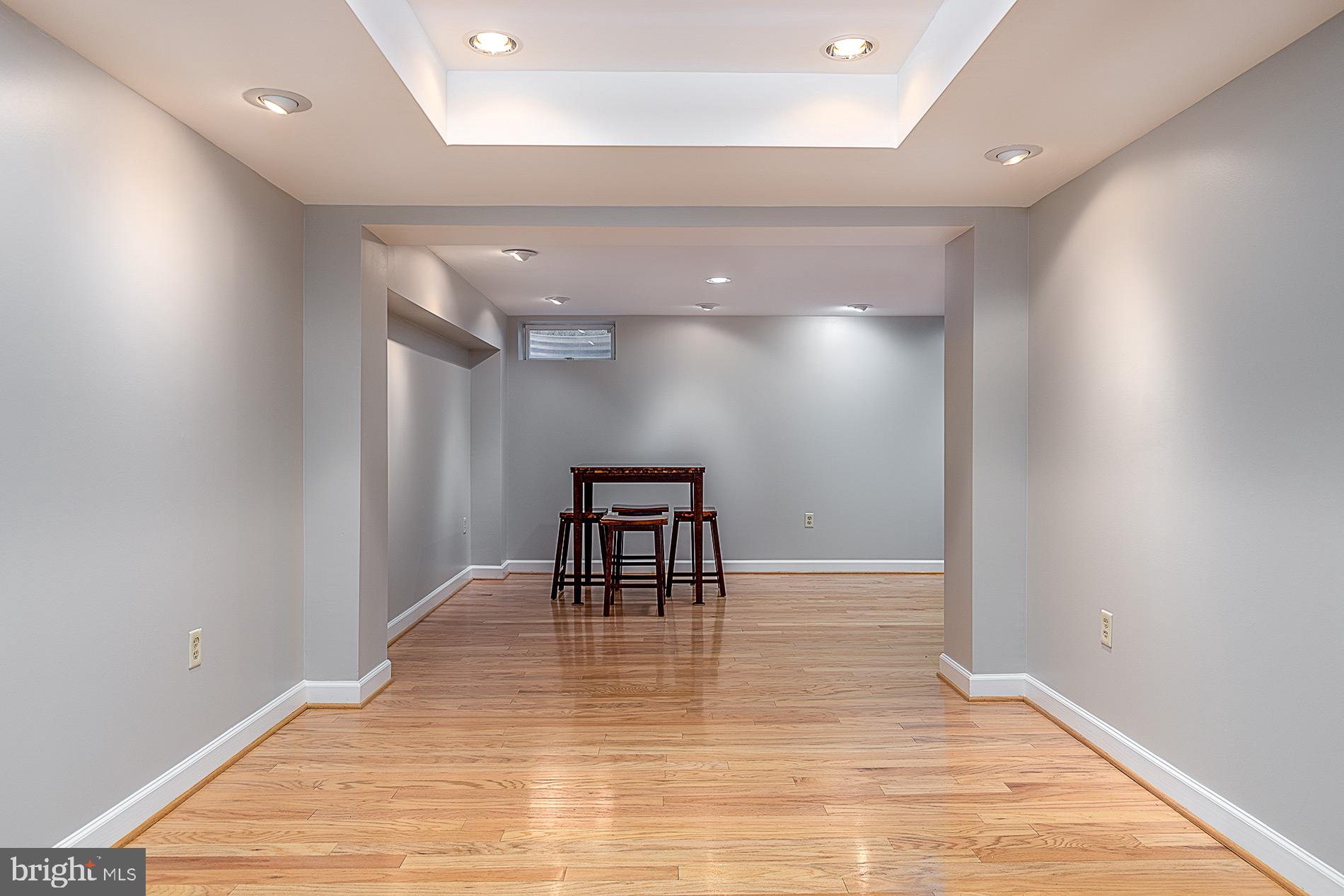 LIFESTYLE AT SULLY STATION - Residential