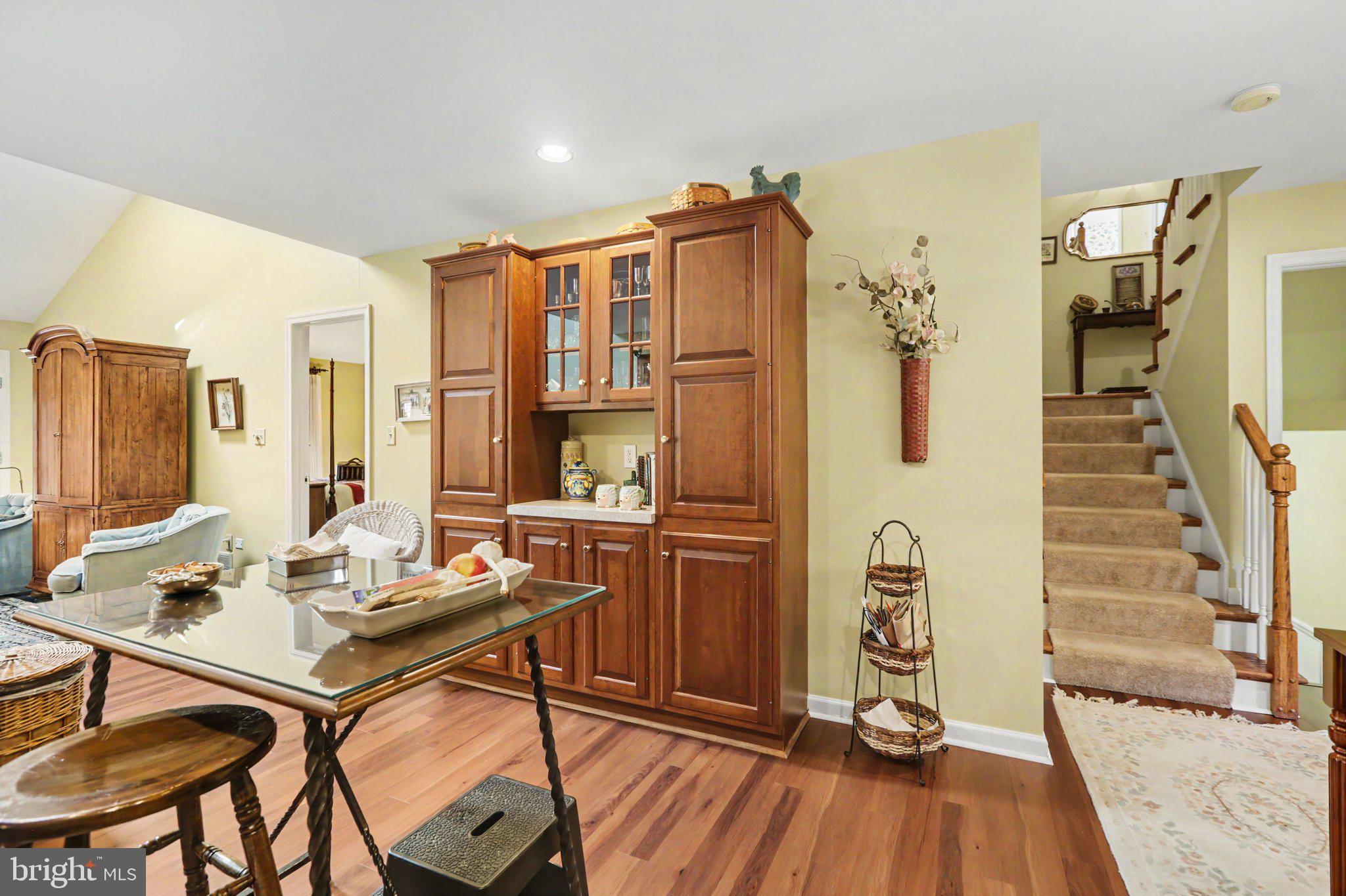 OLDE ORCHARD HILL - Residential