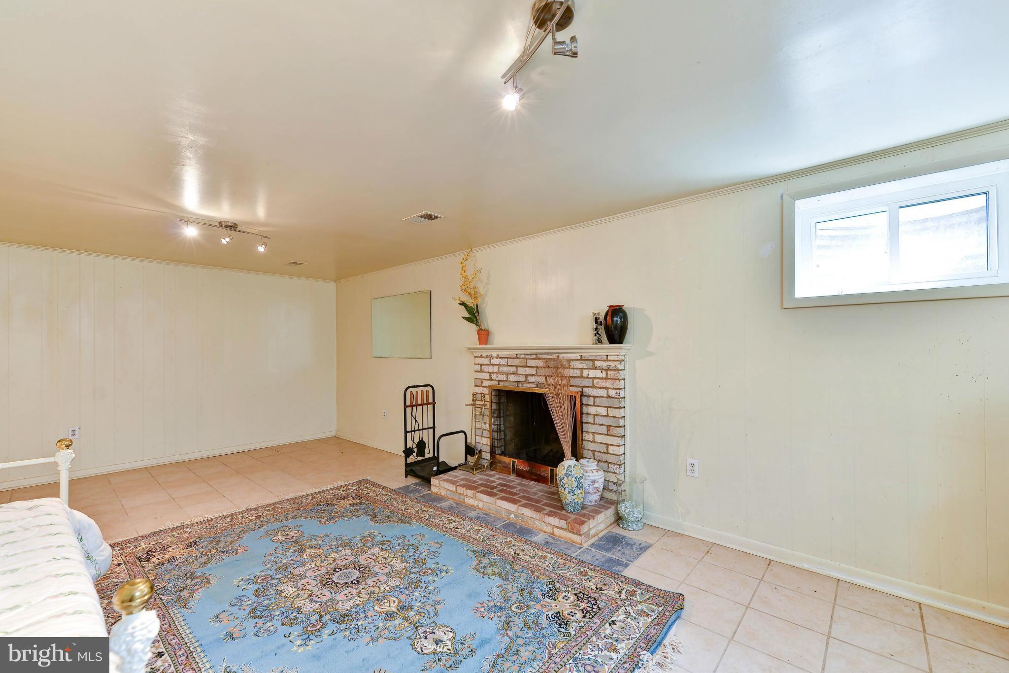 KERRYBROOKE - Residential