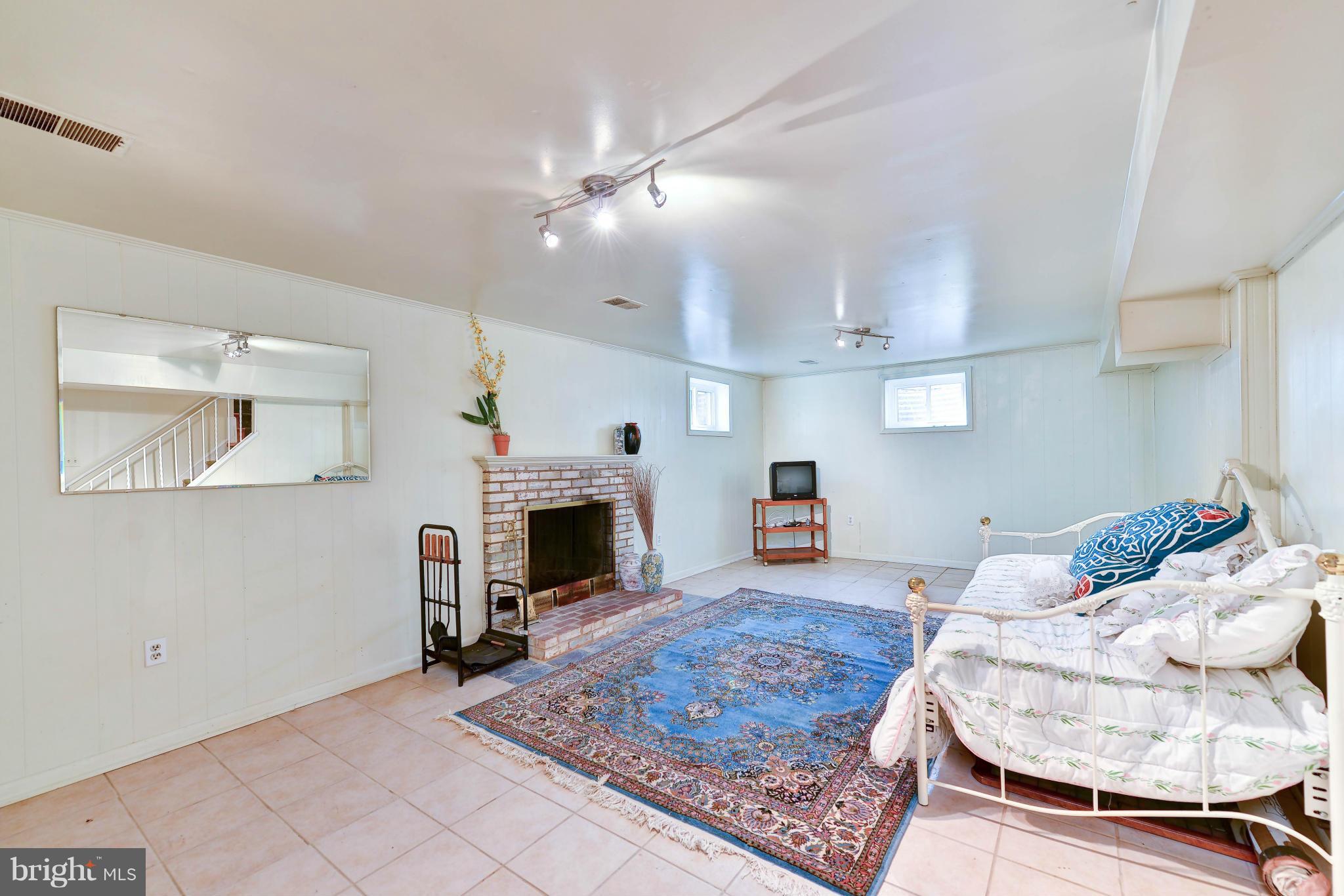 KERRYBROOKE - Residential