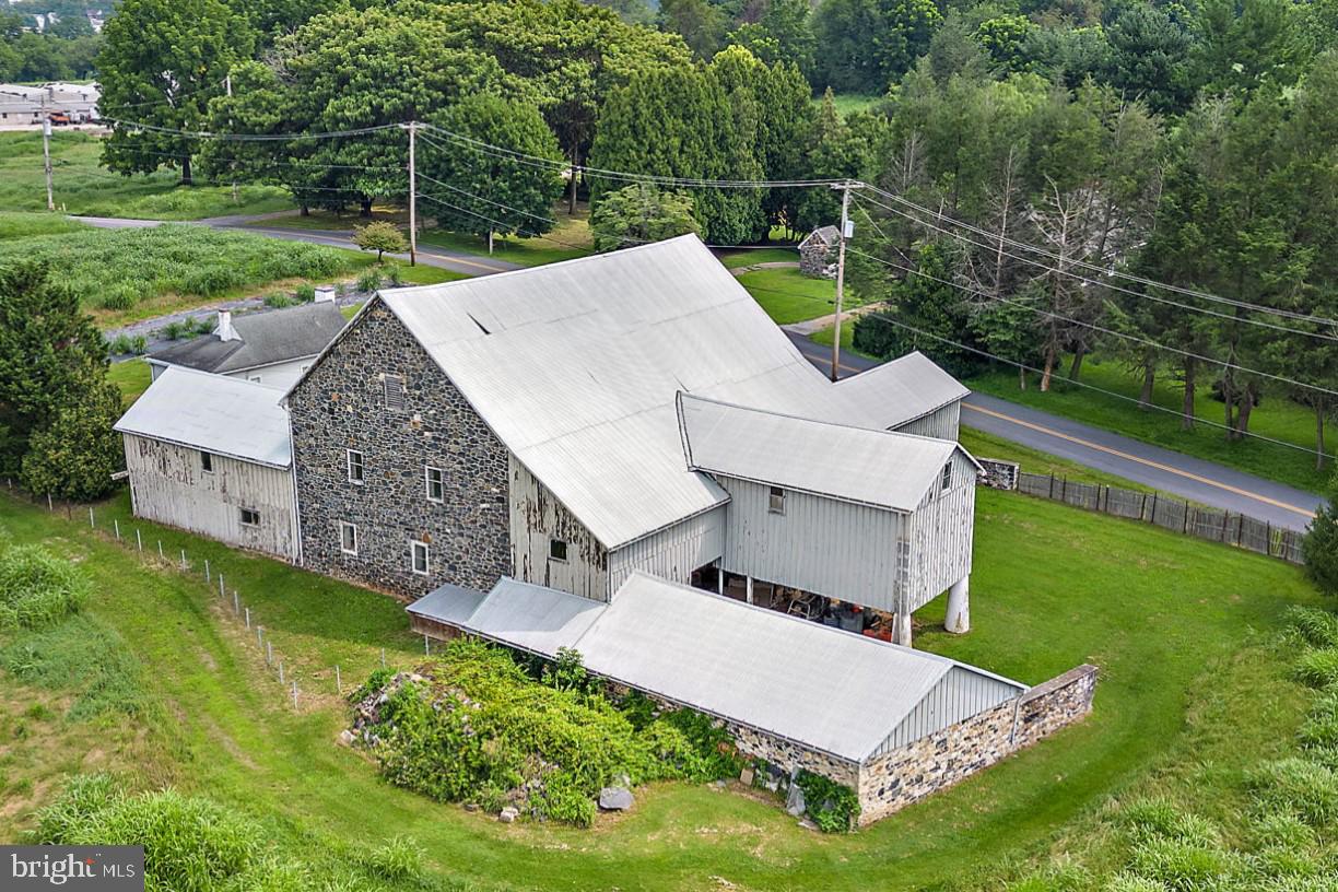 114 CHANDLER MILL ROAD