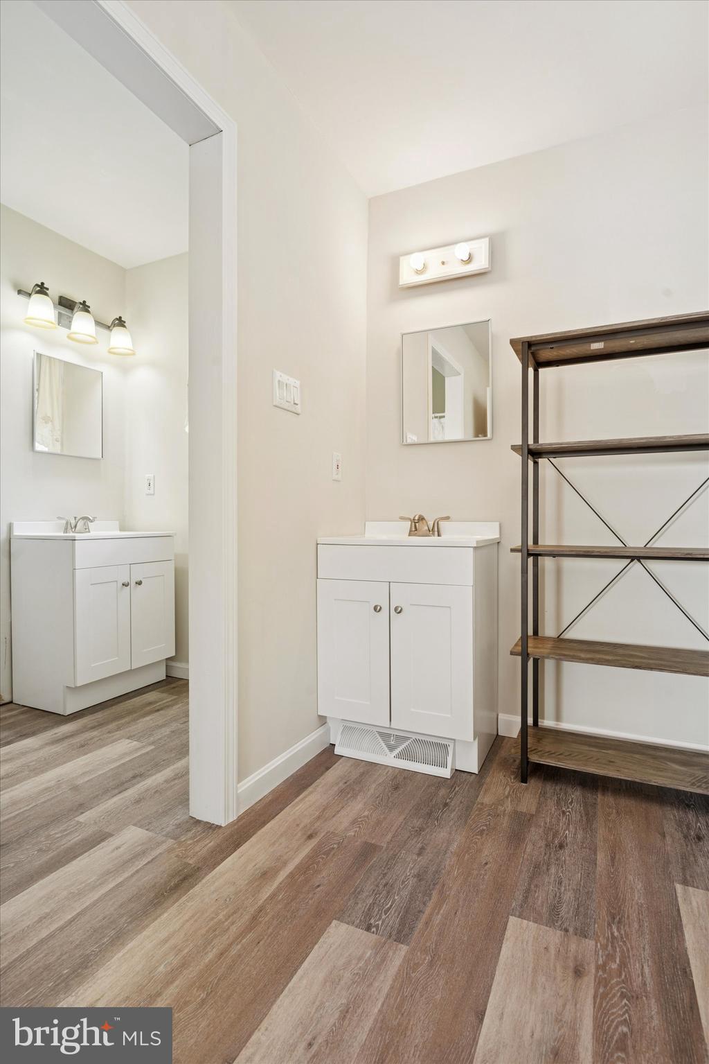 CANTERBURY ACRES - Residential