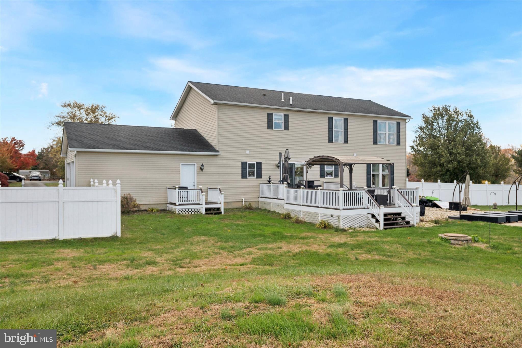 CANTERBURY ACRES - Residential