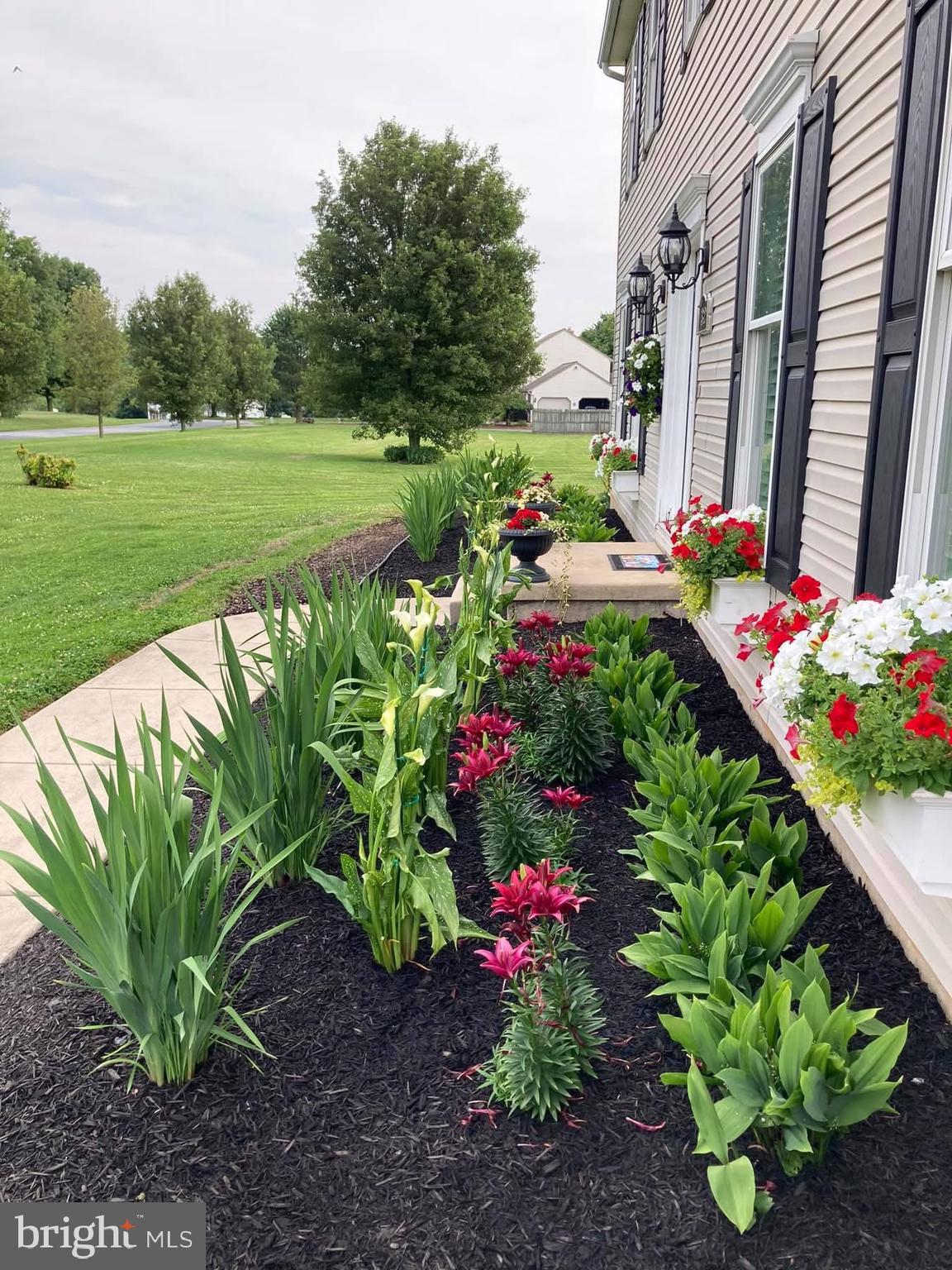 CANTERBURY ACRES - Residential