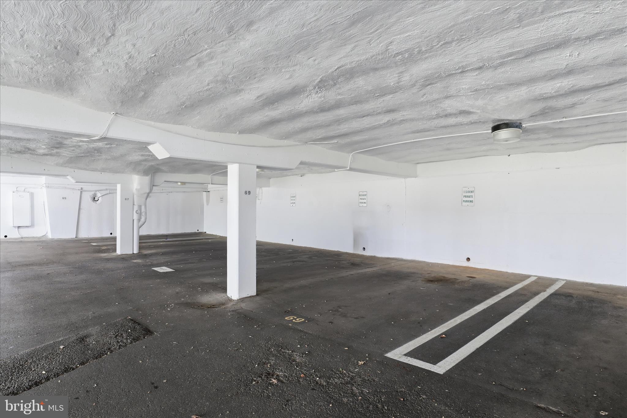 WEST SPRING - Residential